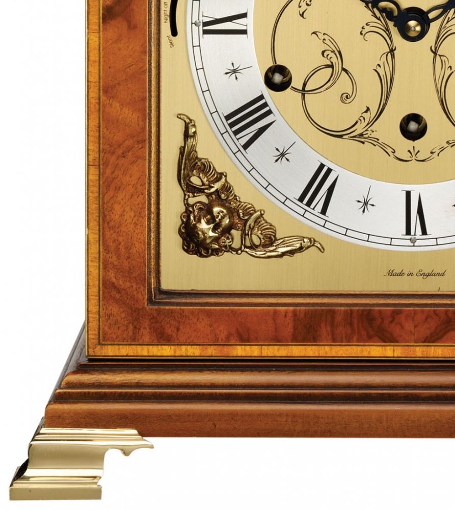 Comitti The Queen Anne Table Clock – product view 3