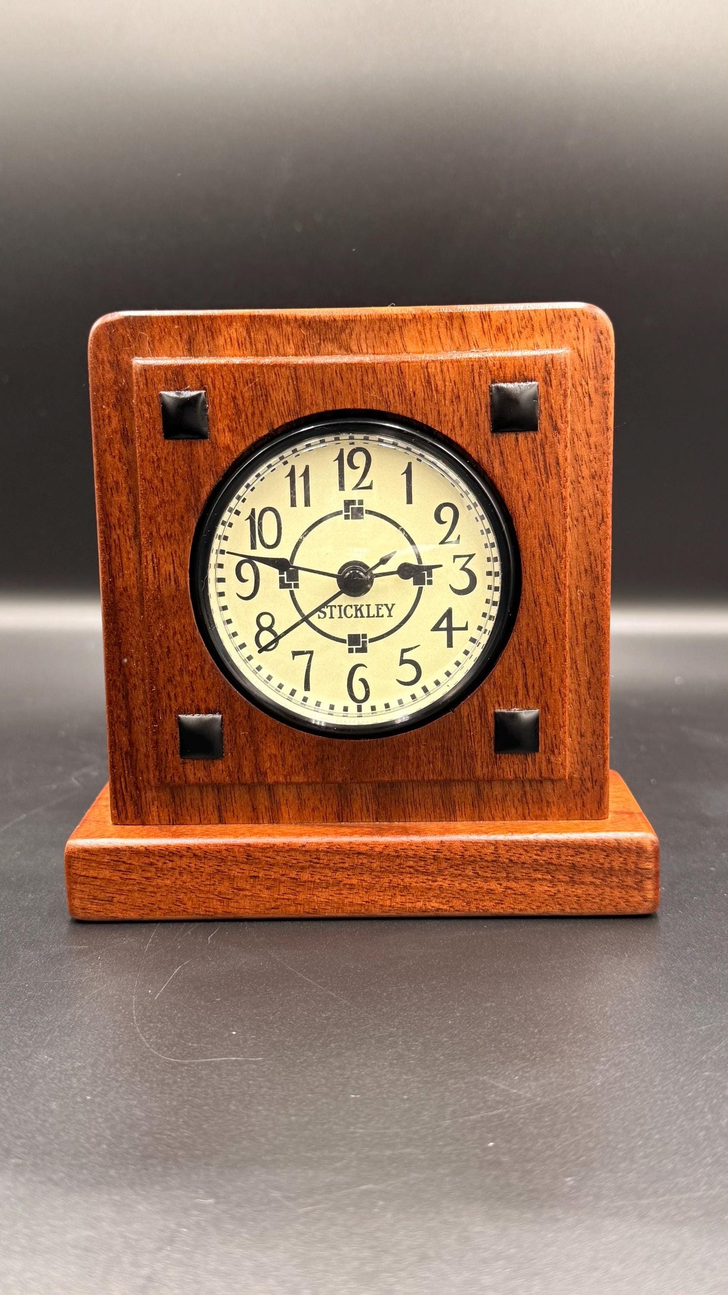 Stickley Bradley Oak Desk Clock – Mission Arts & Crafts Style