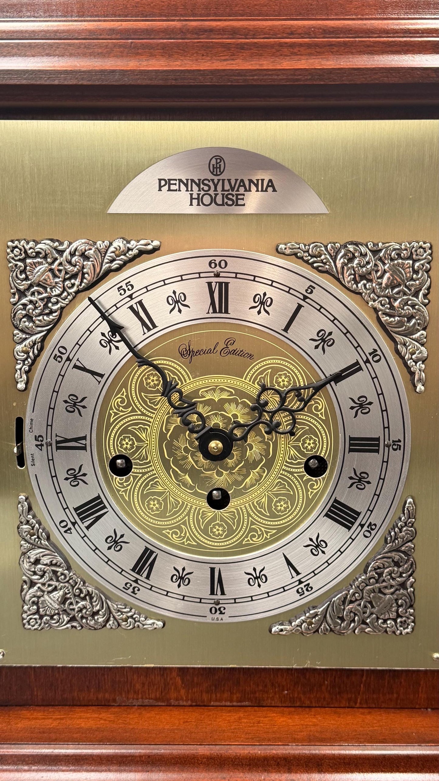 Vintage Pennsylvania House Special Edition Mantel Clock – Hermle Westminster Chime – As Found Working