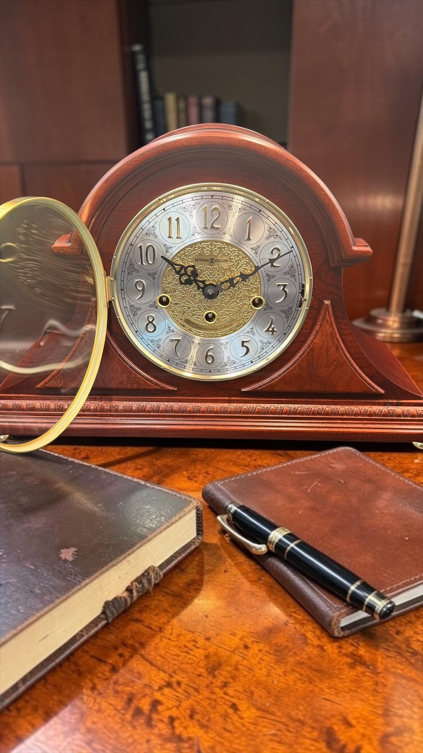 Howard Miller Barrett Mantel Clock – 76th Anniversary Edition – NOS – Kieninger German Mechanical Westminster Chime – Beveled Glass