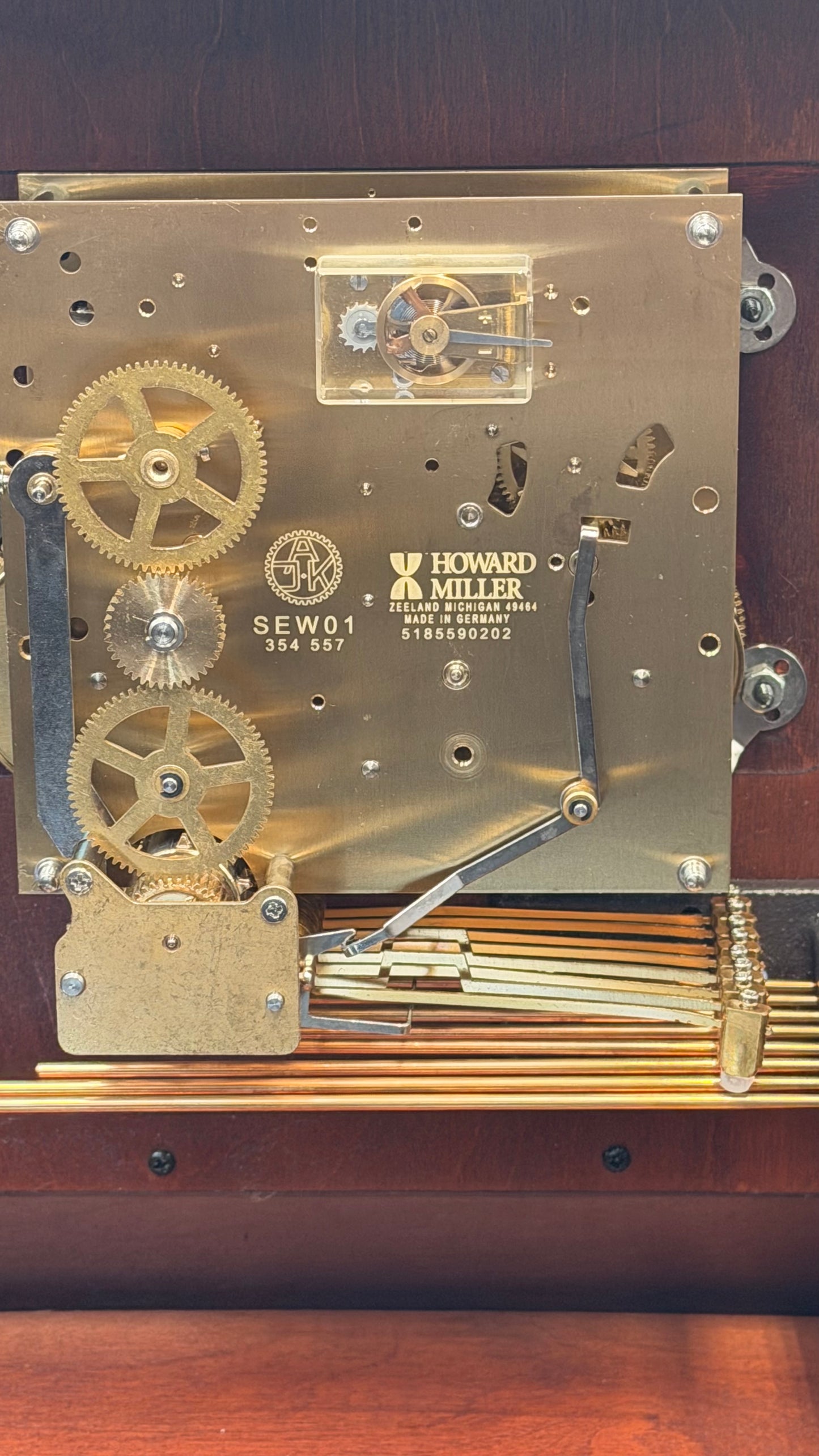 Howard Miller Thomas Tompion Mantel Clock – Kieninger Triple Chime Movement – Westminster / Whittington / St. Michael