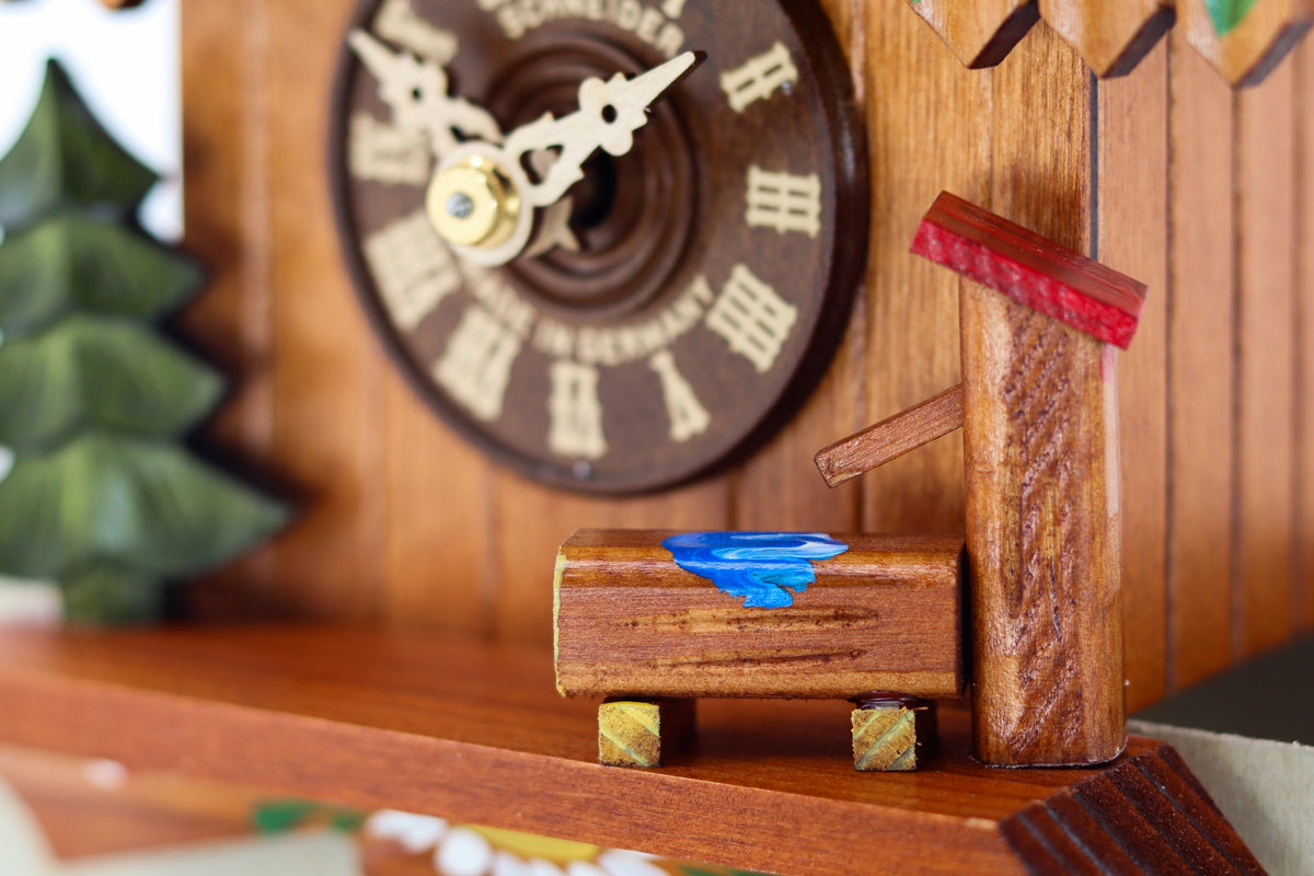 Anton Schneider 7063/10 Flower Cottage cuckoo clock, detail view