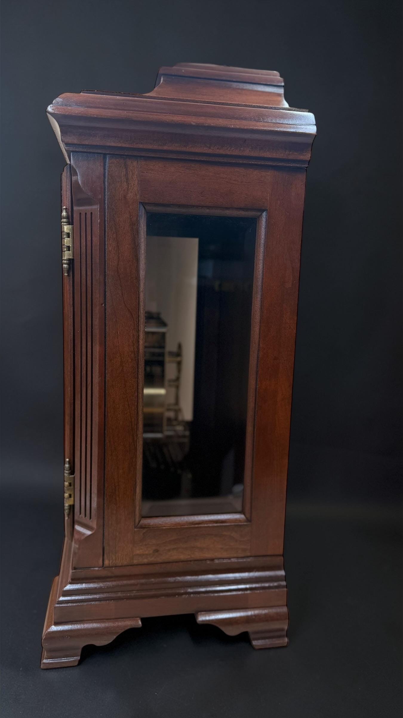 Ridgeway Norman Rockwell Family Tree Mantel Clock – detail image 10