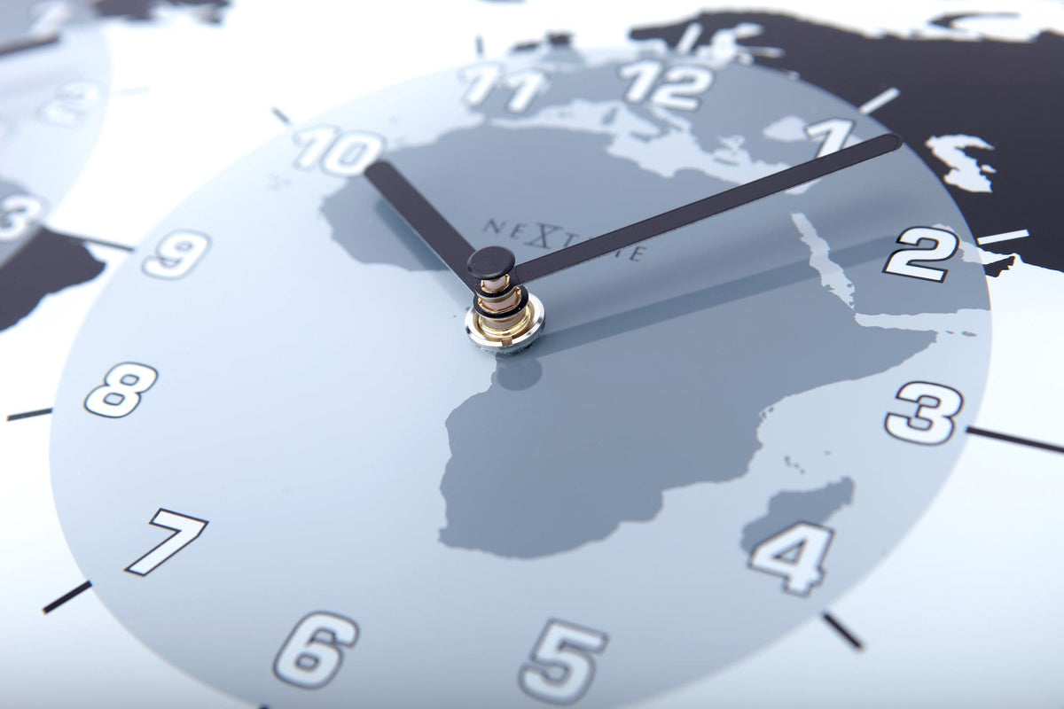 8108 Mondial Wall Clock