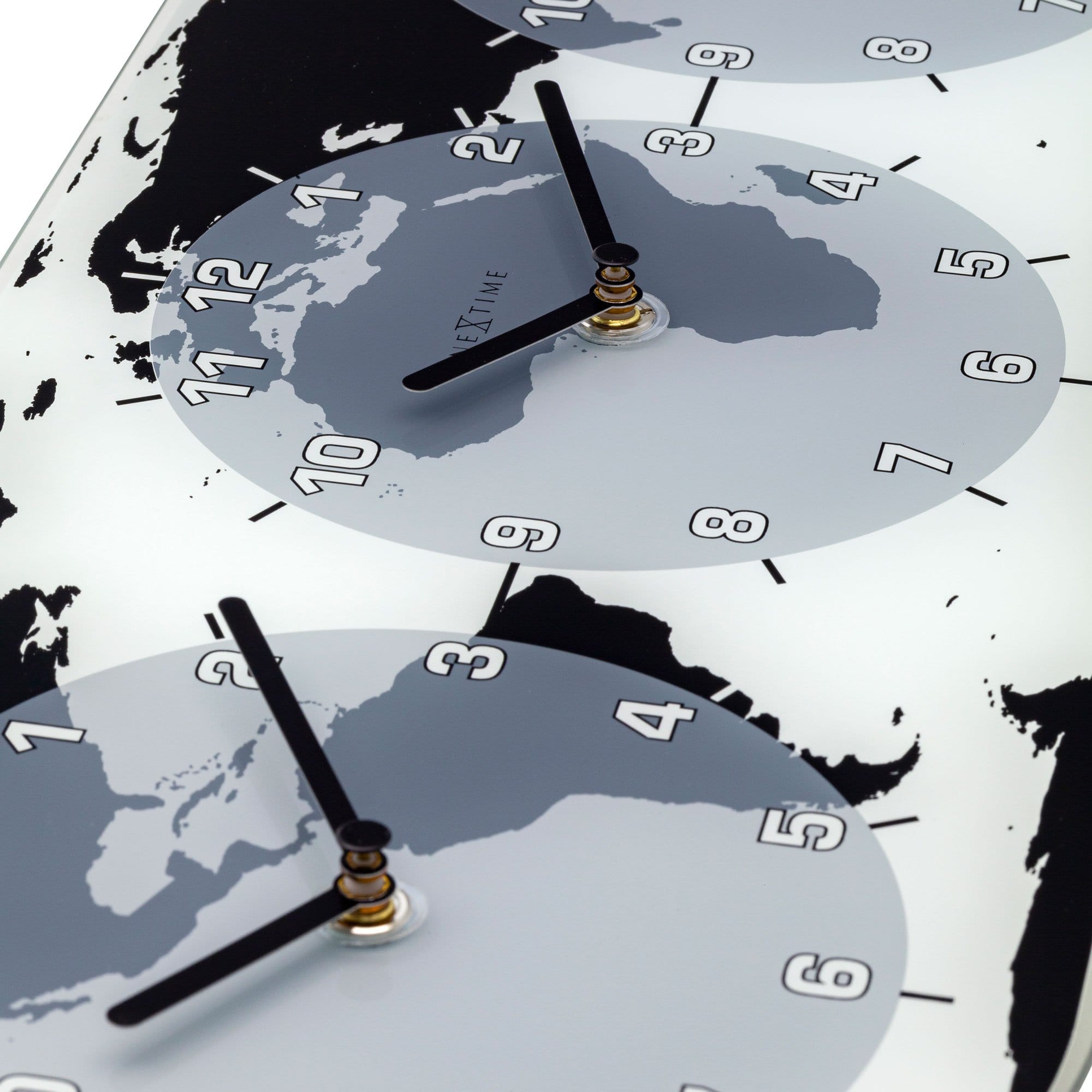 8108 Mondial Wall Clock