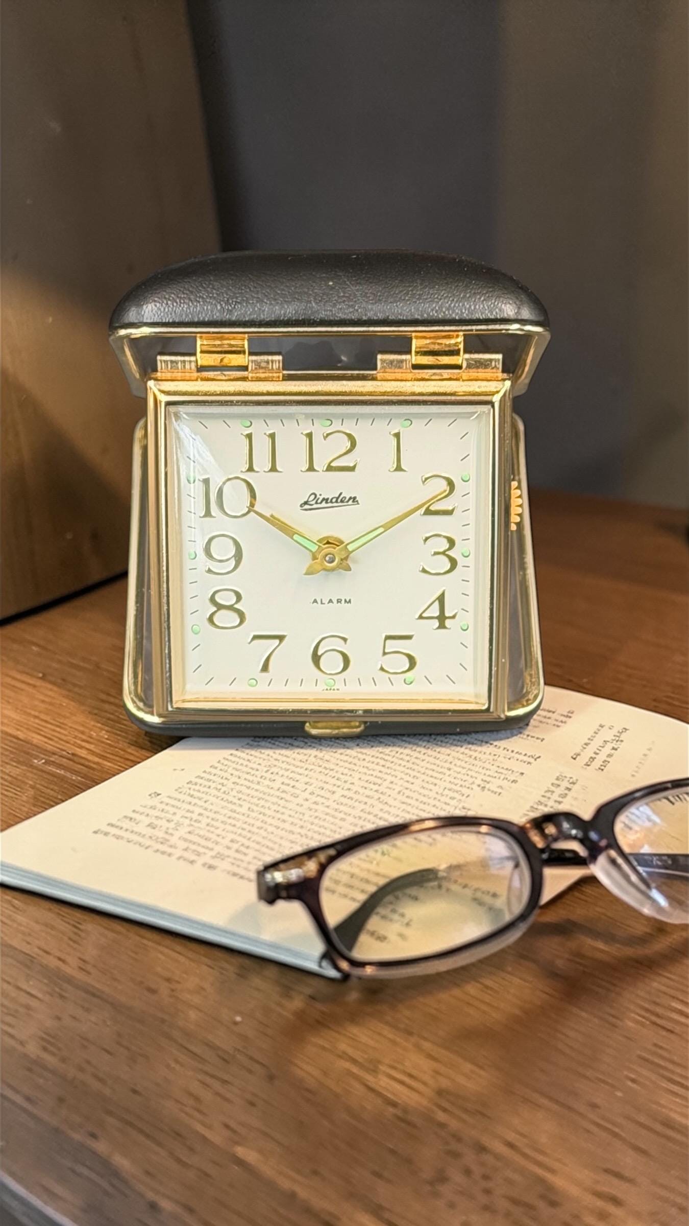Mid Century  Linden Travel Alarm Clock – Vintage 1960s