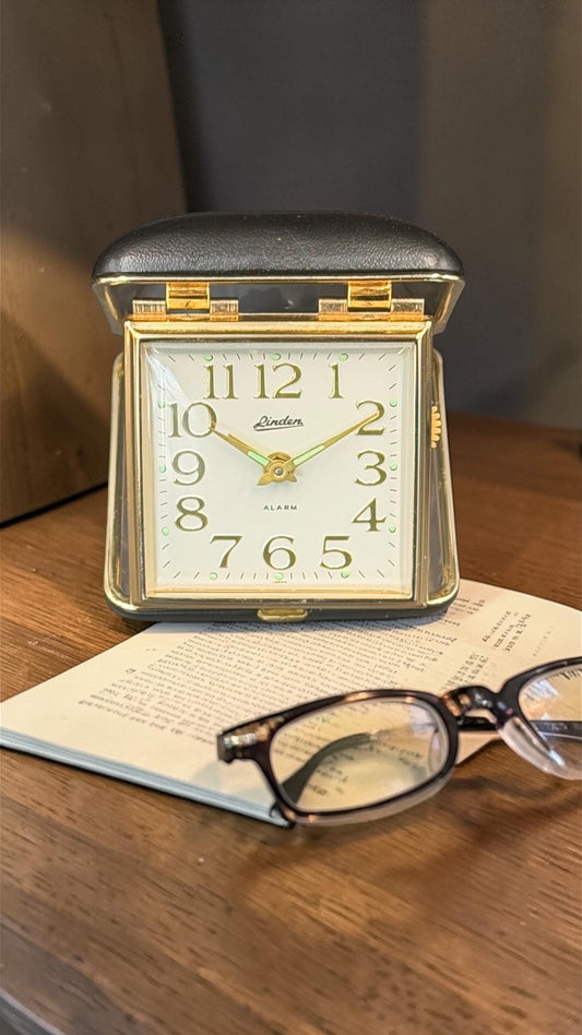 Mid Century  Linden Travel Alarm Clock – Vintage 1960s