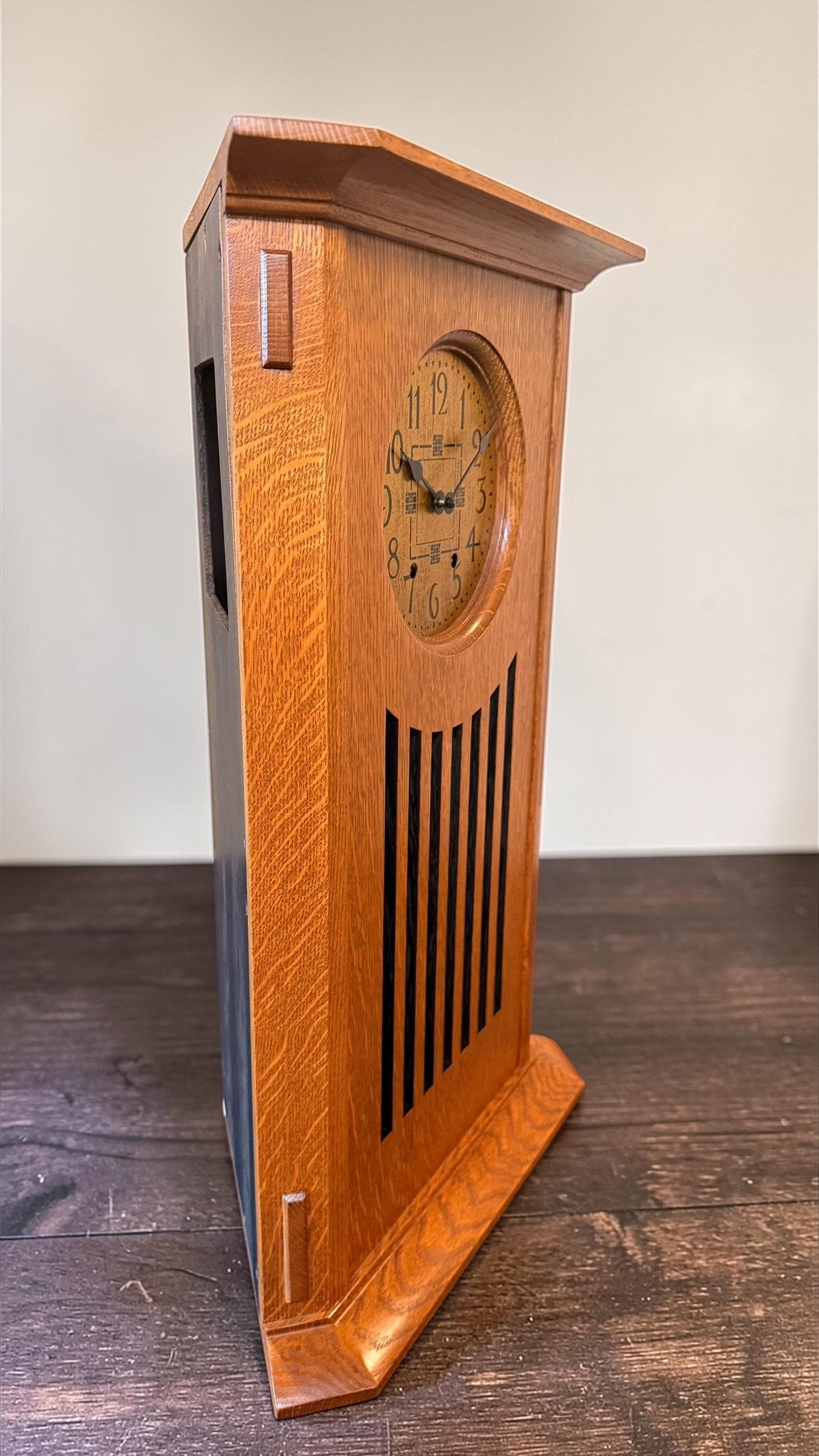 Stickley Oak Arts & Crafts Corner Clock – Rare Kieninger Mechanical Movement