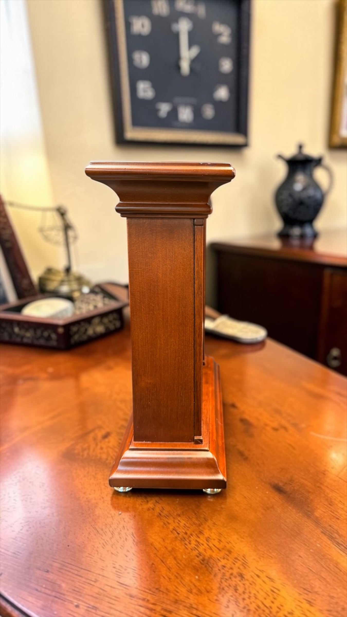 Howard Miller Andover 635-171 Quartz Mantel Clock – Cherry Bordeaux Burlwood Desk Shelf Clock