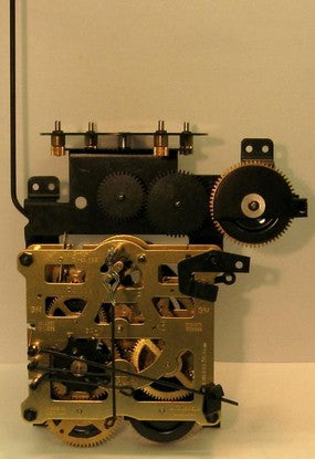 Regula 34/44 8-Day Musical Cuckoo Clock Movement — 81 mm Dancer Platform, 28.5 cm