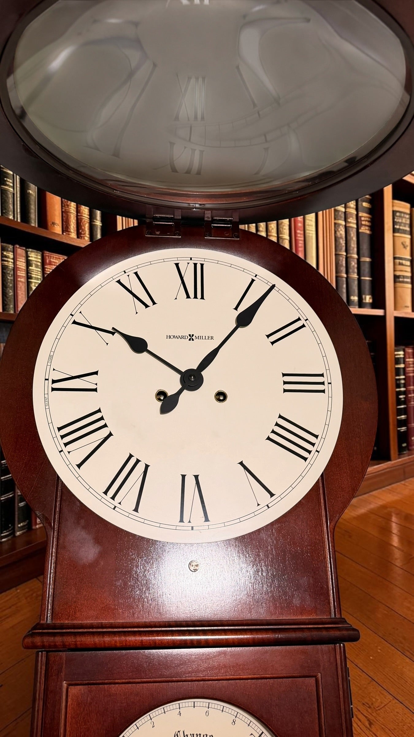 Howard Miller Lawyer Wall Clock - Executive Mechanical Timepiece - Kieninger Movement - Bim Bam Chime