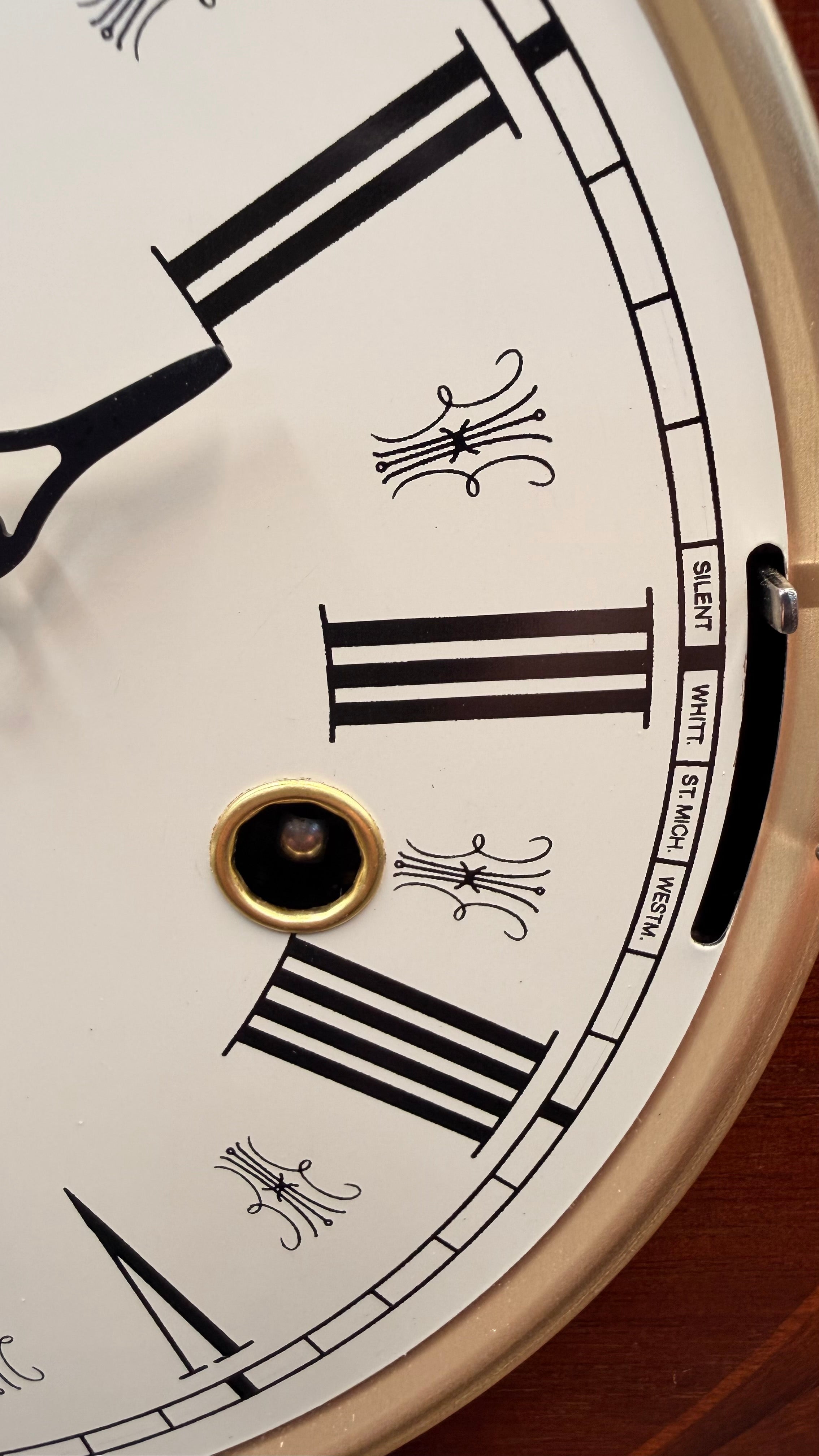 Howard Miller Downing Mantel Clock – detail image 6