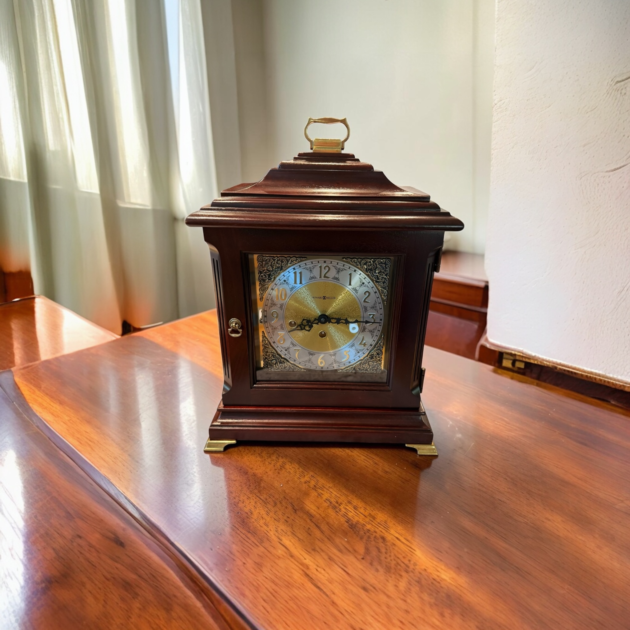 Howard Miller Edinburgh 612-300 Bracket Mantel Clock New Old Stock Westminster Chime Hermle Movement