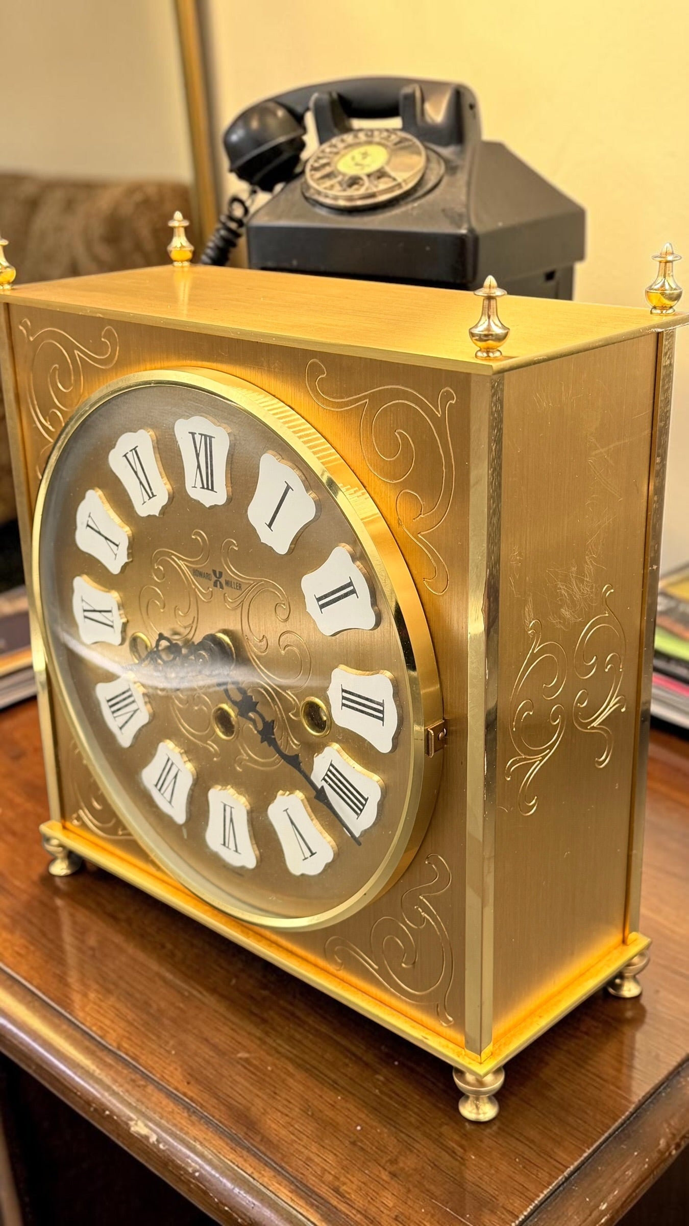 Howard Miller Brass & Glass Mantel Clock – Westminster Chime – 1986 Vintage