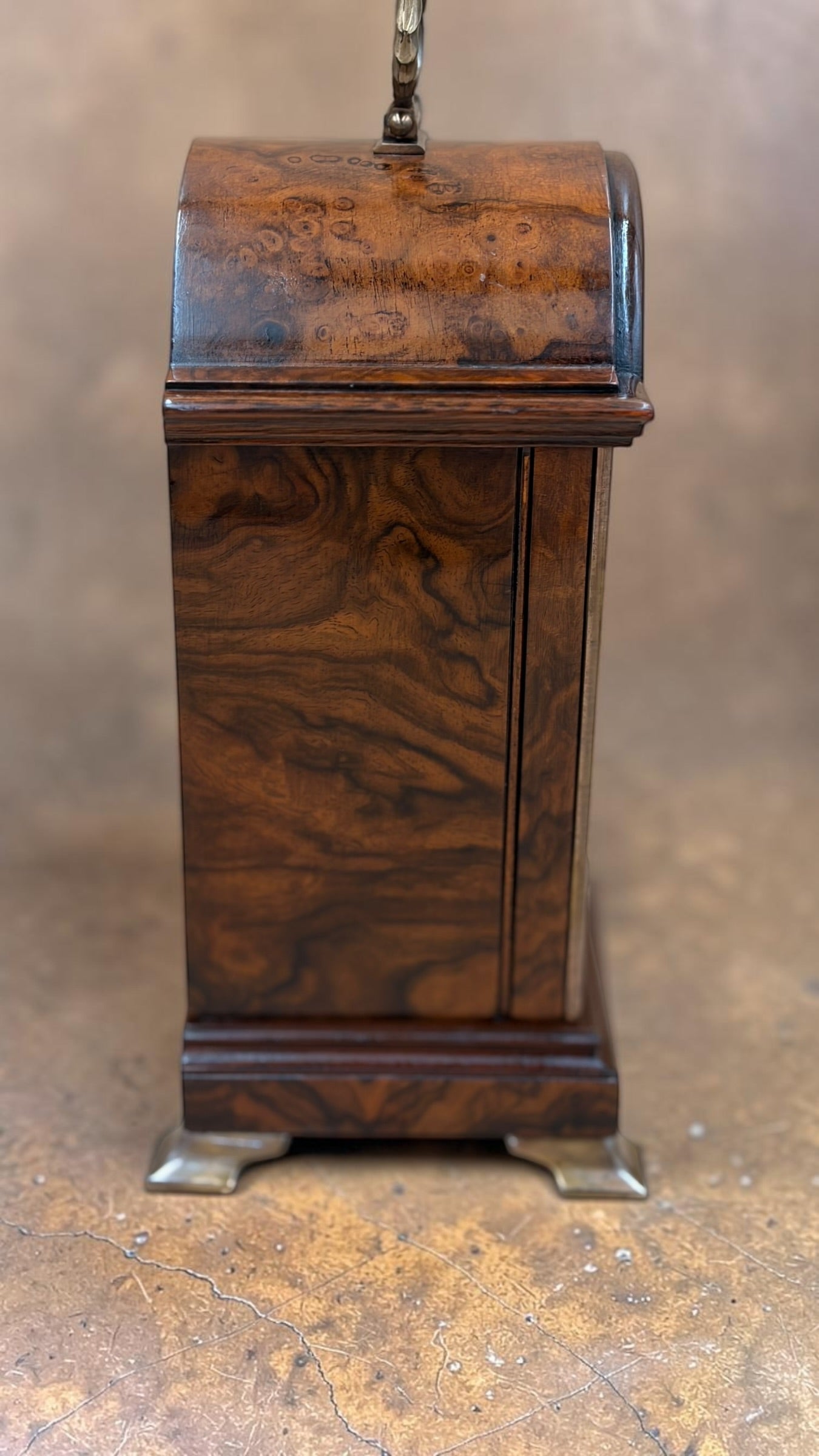 Vintage Elliott of London Burr Walnut Bracket Clock – English 8-Day Time-Only Mechanical Mantel Clock – Freshly Serviced