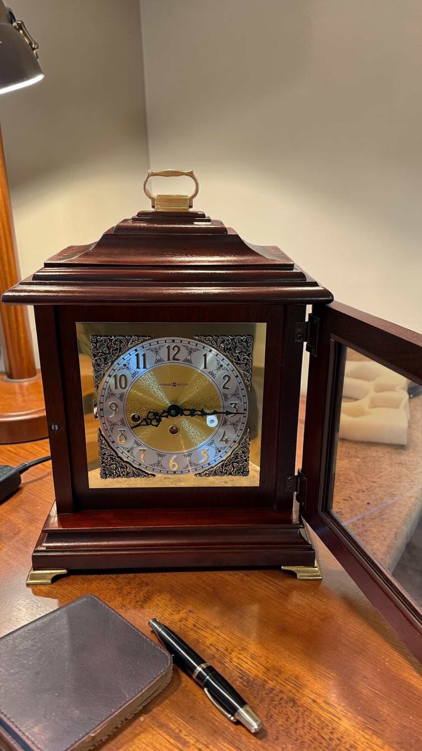 Howard Miller Edinburgh 612-300 Bracket Mantel Clock New Old Stock Westminster Chime Hermle Movement