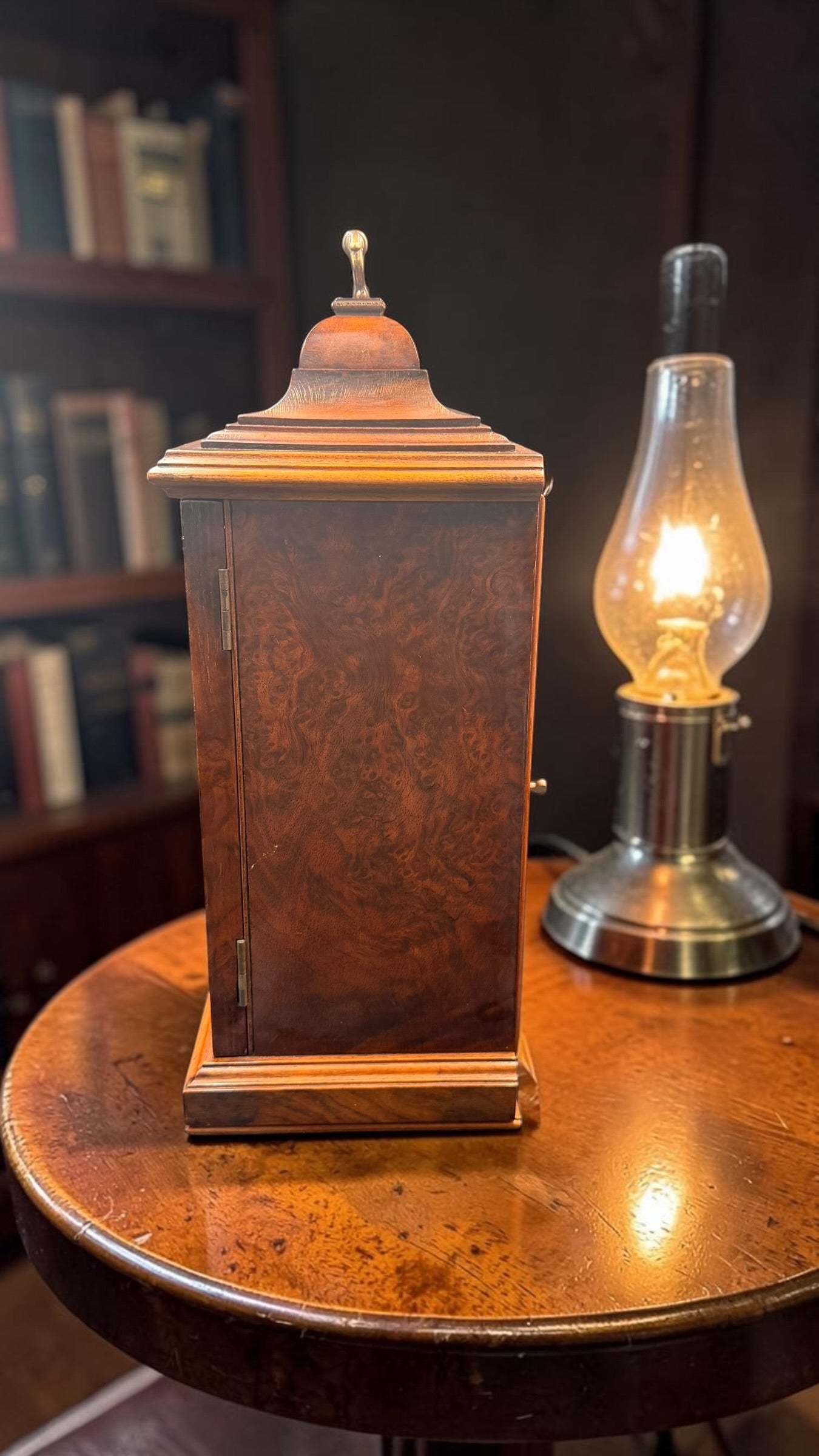 Elliott London Westminster Chime Mantel Clock – Burl Walnut Cabinet,  Mechanical Pendulum Movement