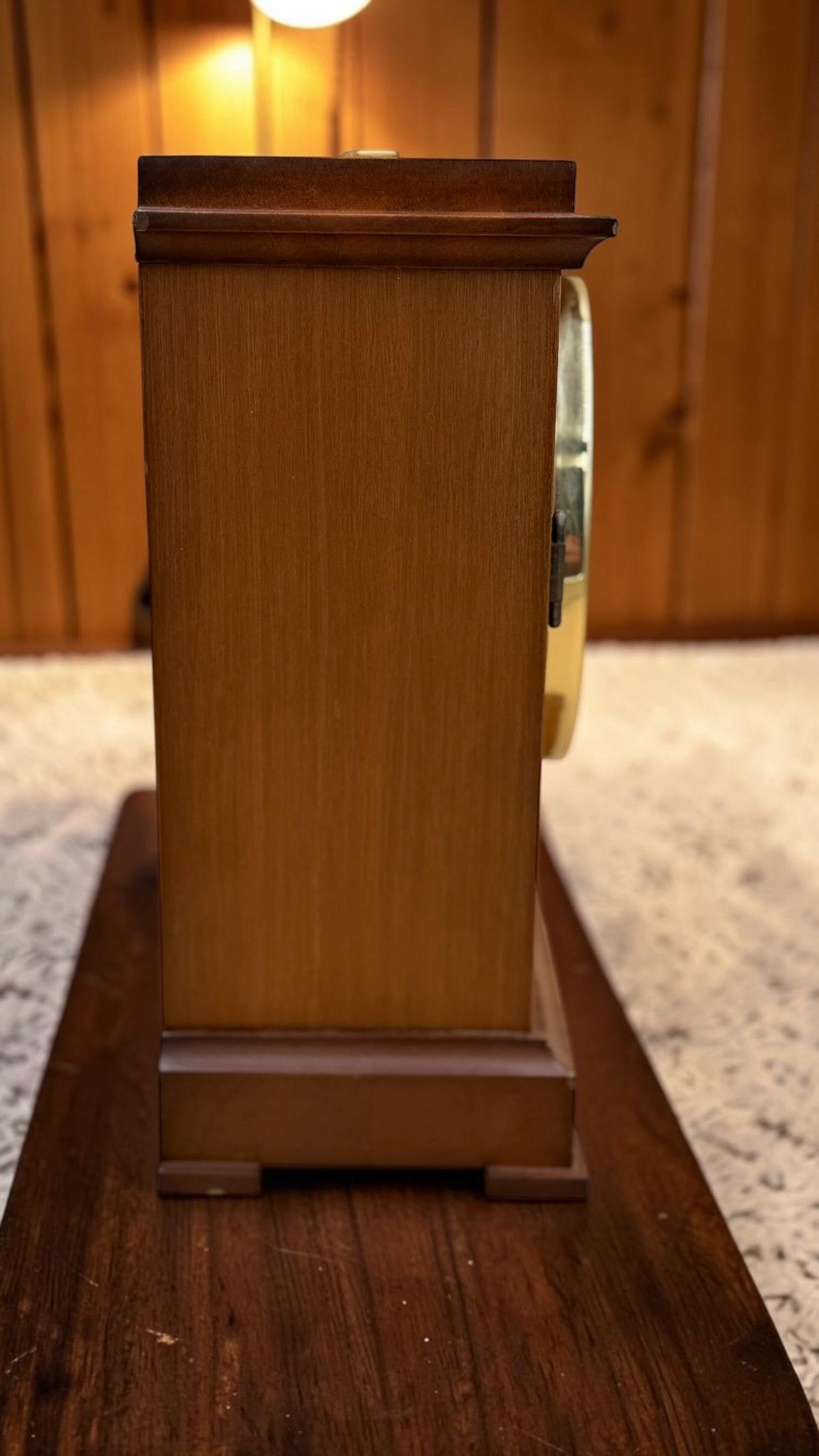 Vintage Kienzle Quartz Mantel Clock – Walnut Case, Bell Strike