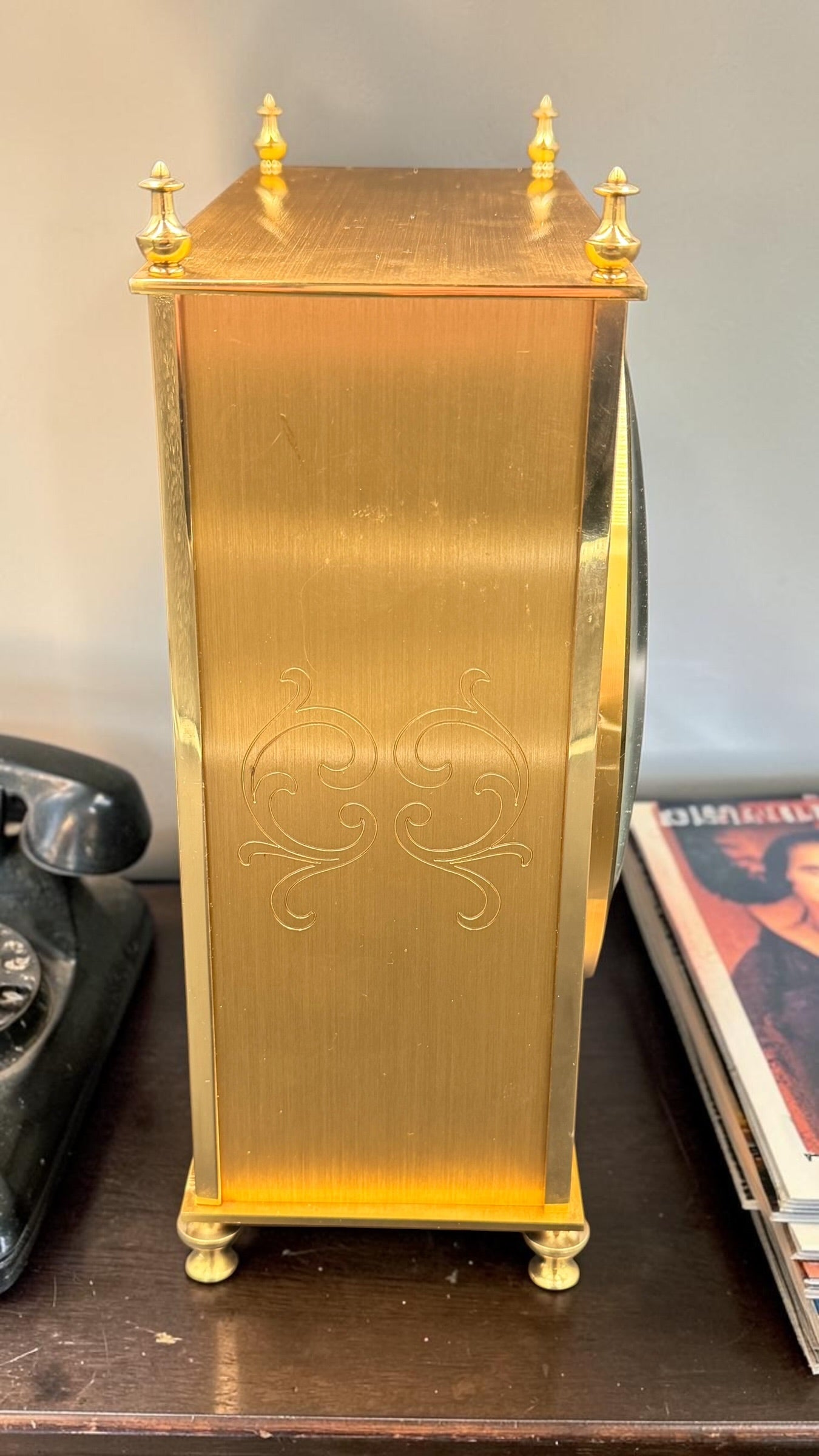 Howard Miller Brass & Glass Mantel Clock – Westminster Chime – 1986 Vintage