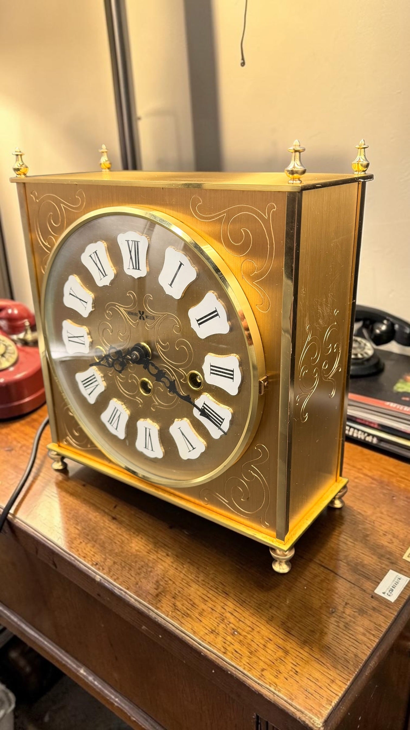 Howard Miller Brass & Glass Mantel Clock – Westminster Chime – 1986 Vintage