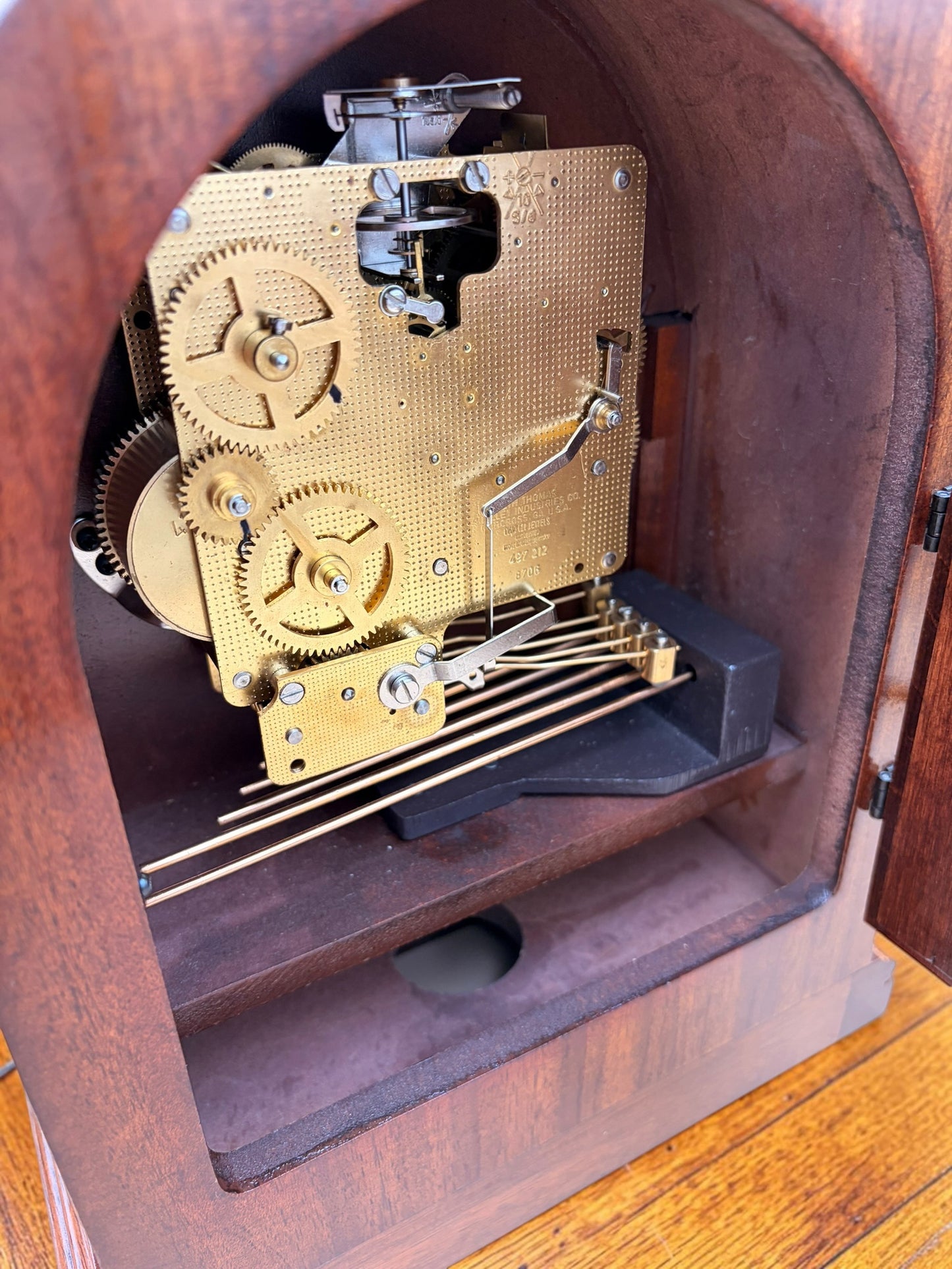 Vintage Seth Thomas Barrister Mantel Clock — 1987