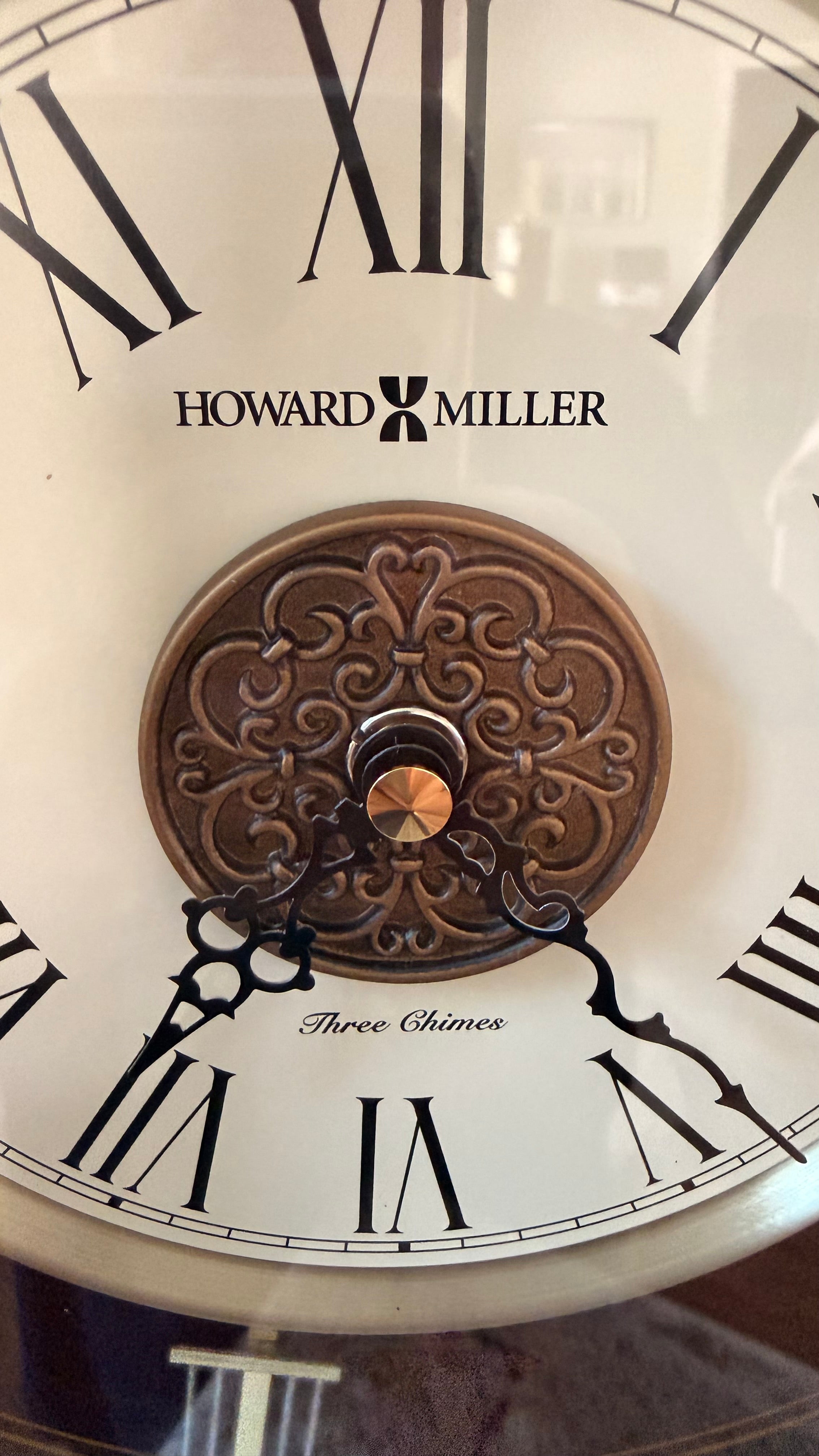 Howard Miller Stafford 635-169 Mantel Clock – detail image 3