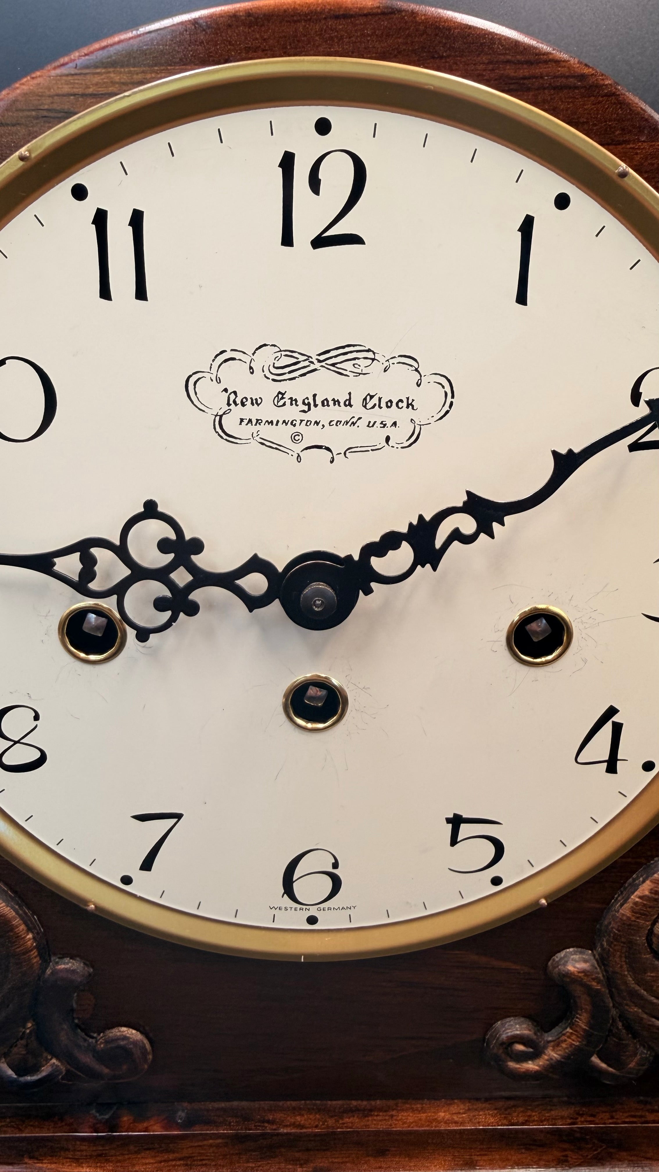 New England Clock Tambour Mantel Clock – Hermle Westminster Chime Movement