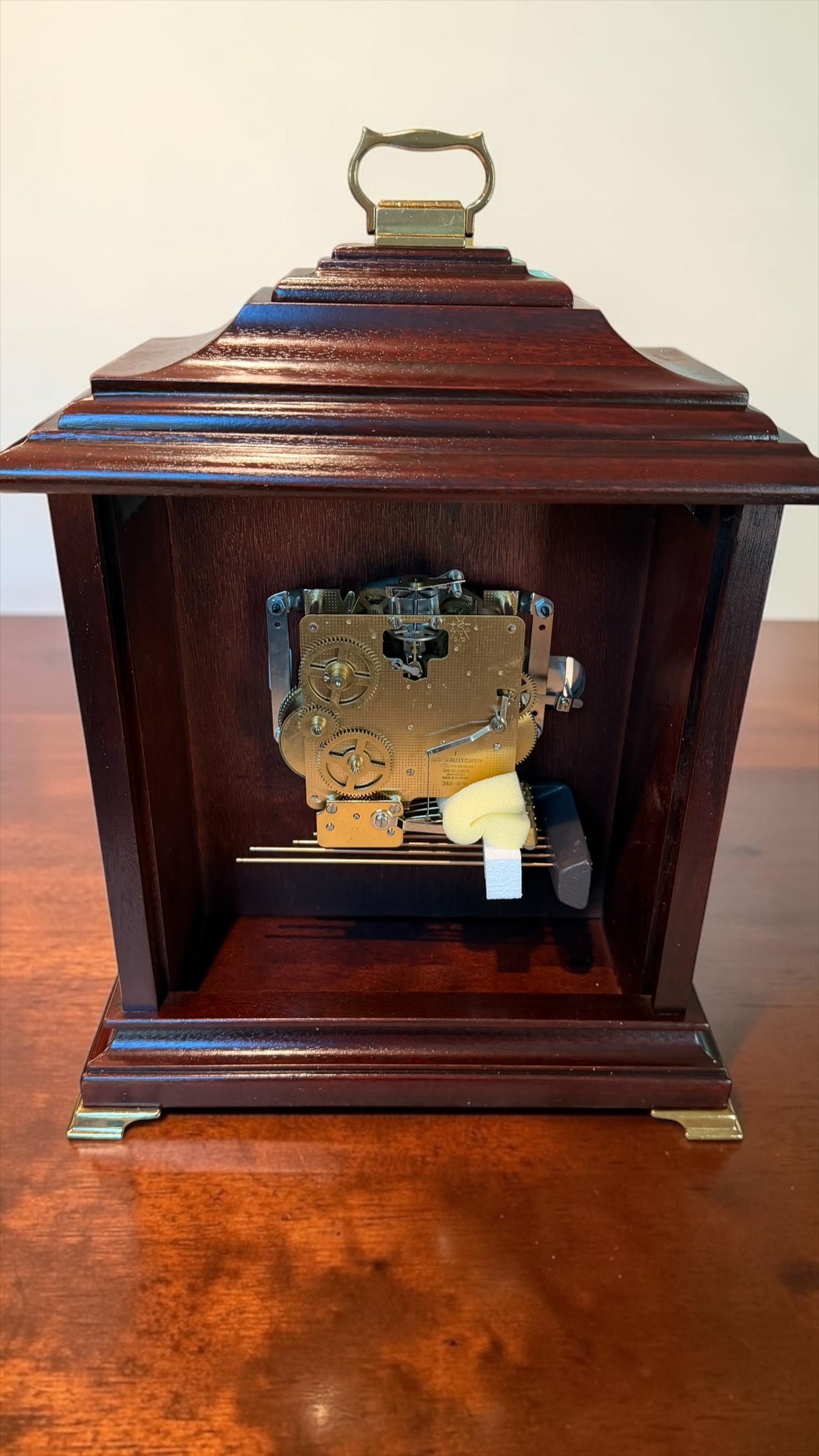 Howard Miller Edinburgh 612-300 Bracket Mantel Clock New Old Stock Westminster Chime Hermle Movement