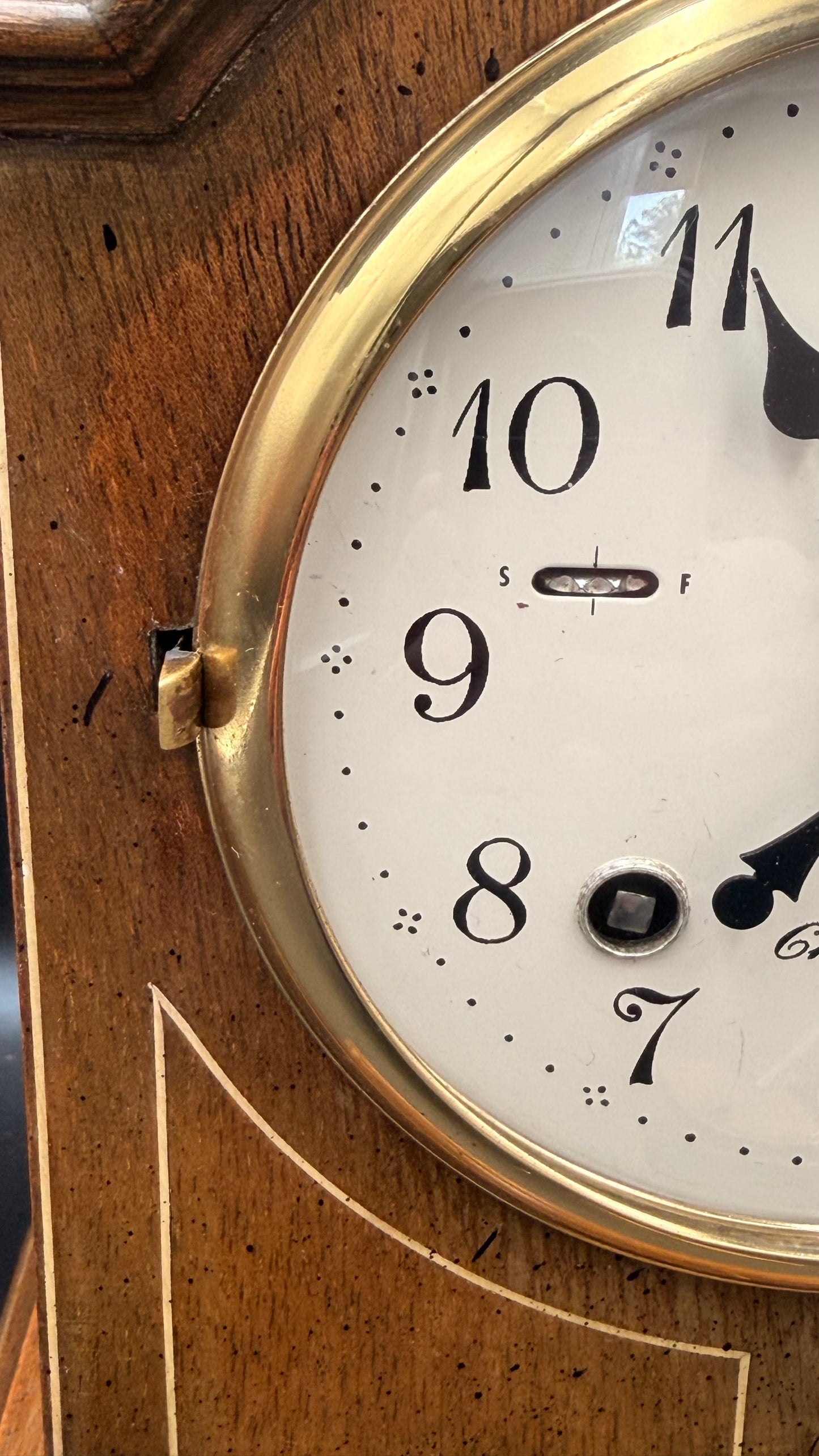 Chelsea Williamsburg Restoration Wythe House Mantel Clock Working Perfectly With Original Key