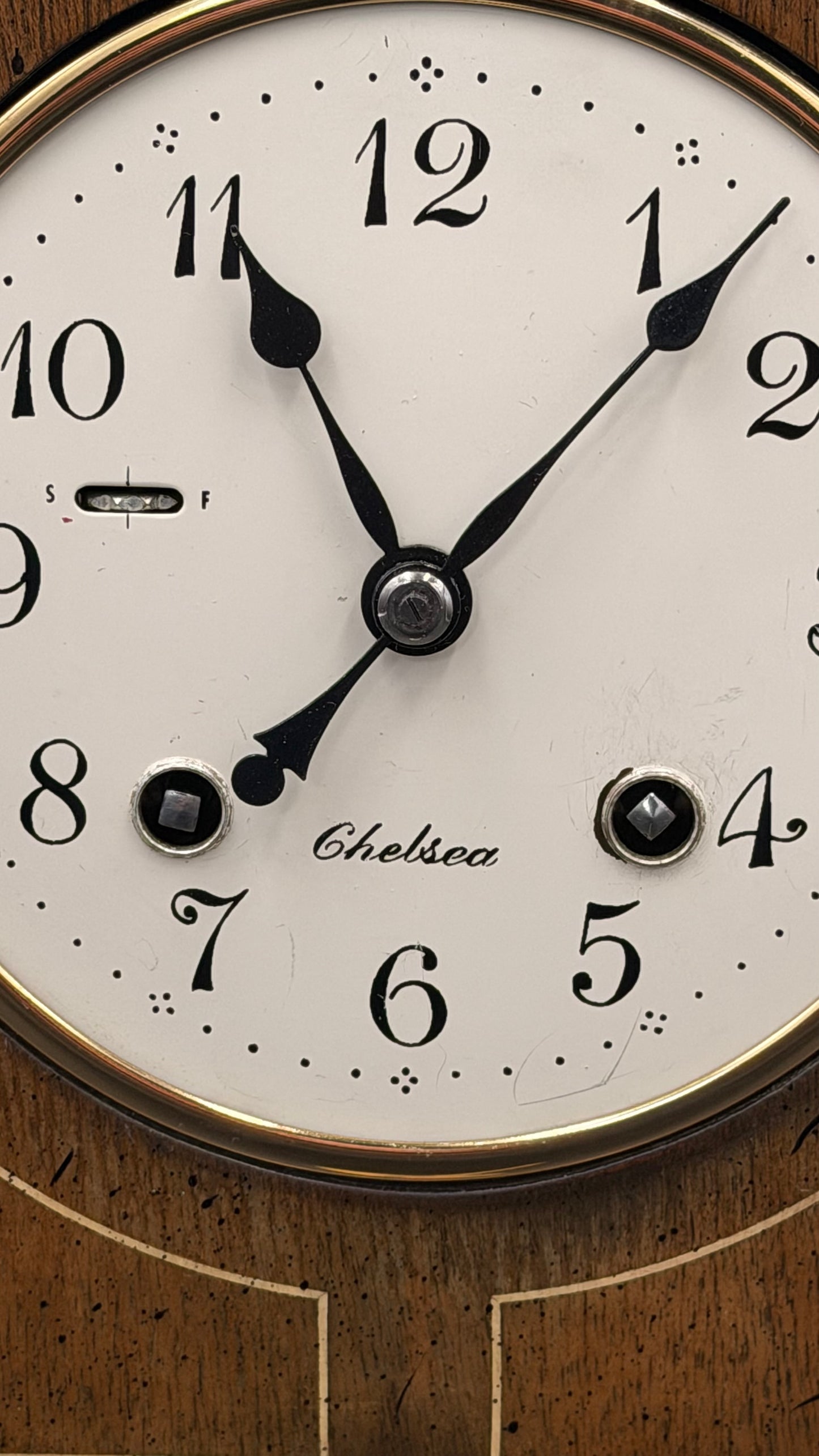 Chelsea Williamsburg Restoration Wythe House Mantel Clock Working Perfectly With Original Key