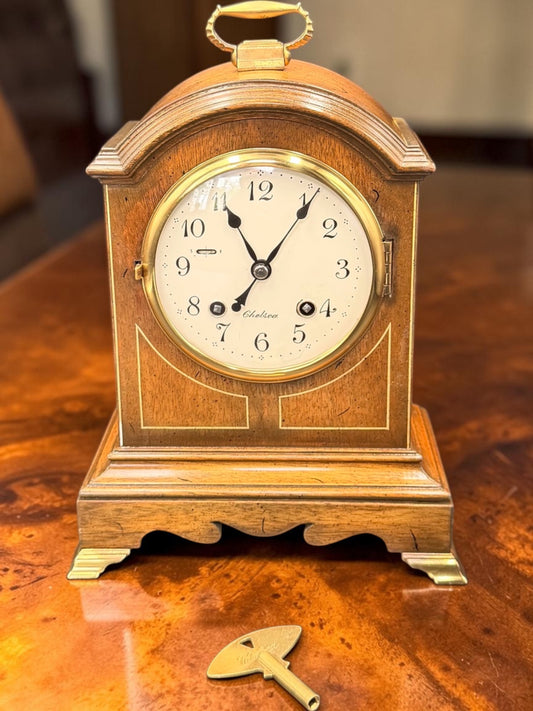 Chelsea Williamsburg Restoration Wythe House Mantel Clock Working Perfectly With Original Key
