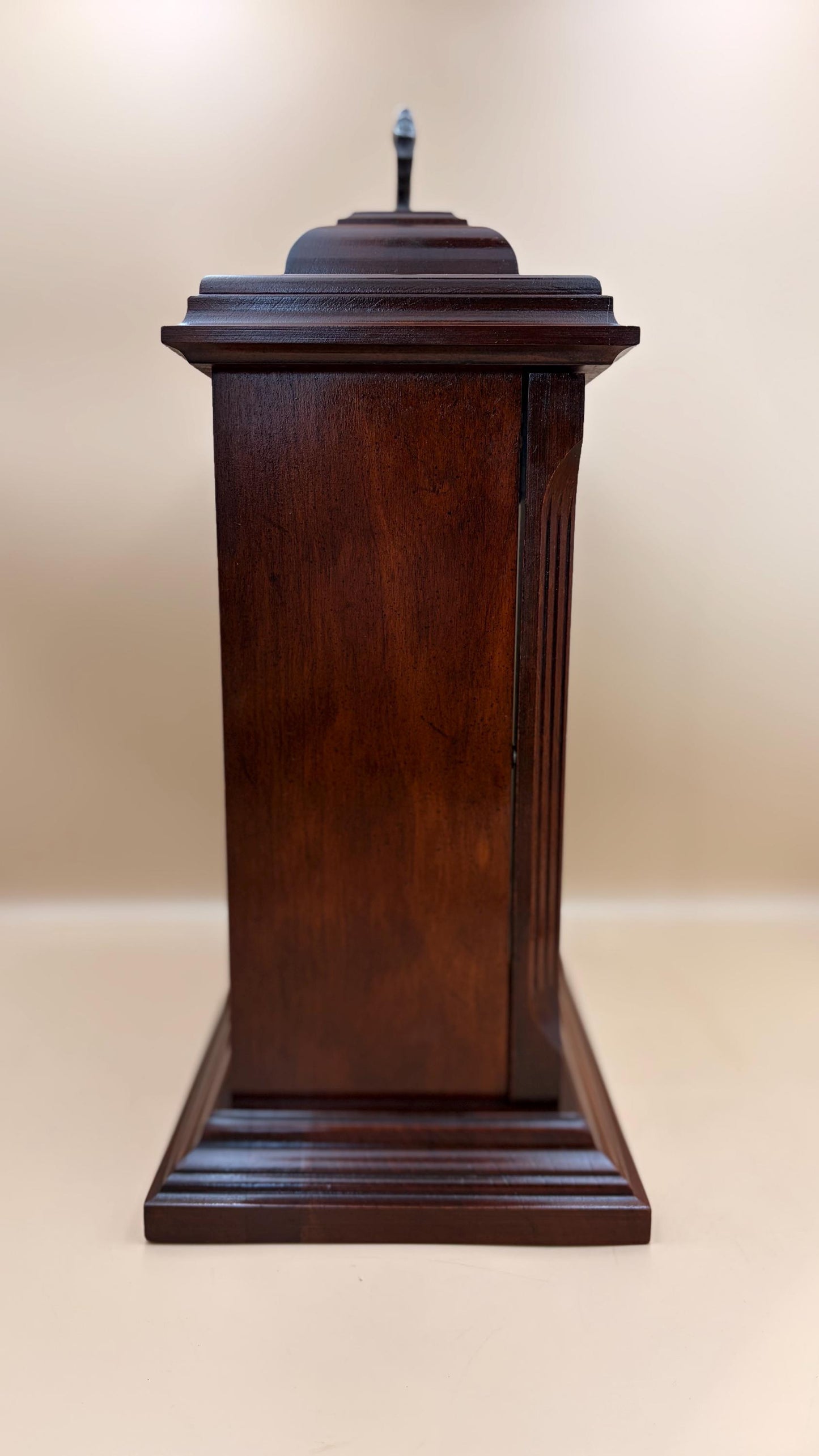 Pennsylvania House Mantel Clock – Brand New Hermle Movement – Westminster Chime – Heirloom Mechanical Bracket Clock