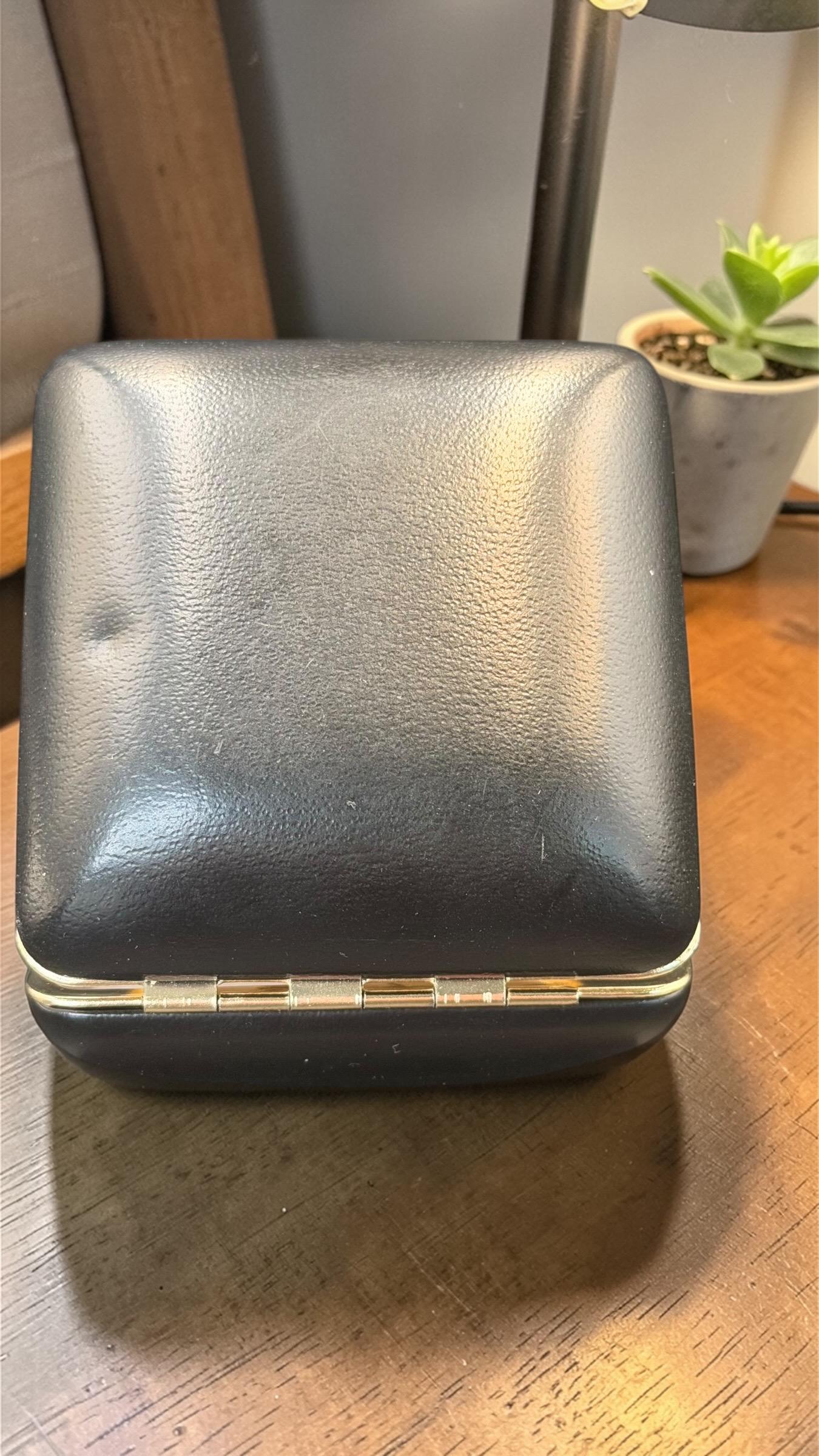 Mid Century  Linden Travel Alarm Clock – Vintage 1960s
