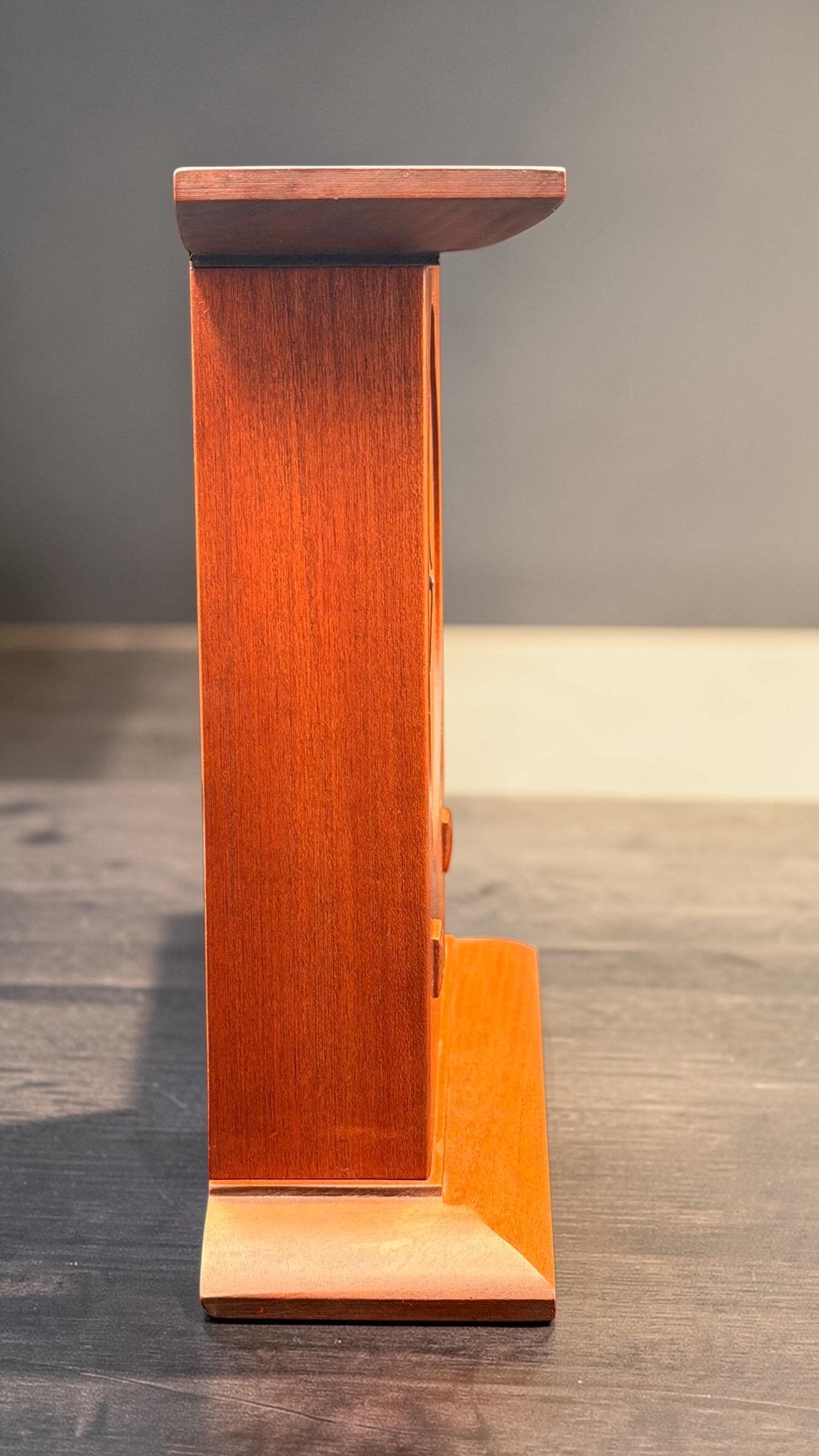 Stickley Mission Oak Mantel Clock – Arts & Crafts Style – Quartz Movement