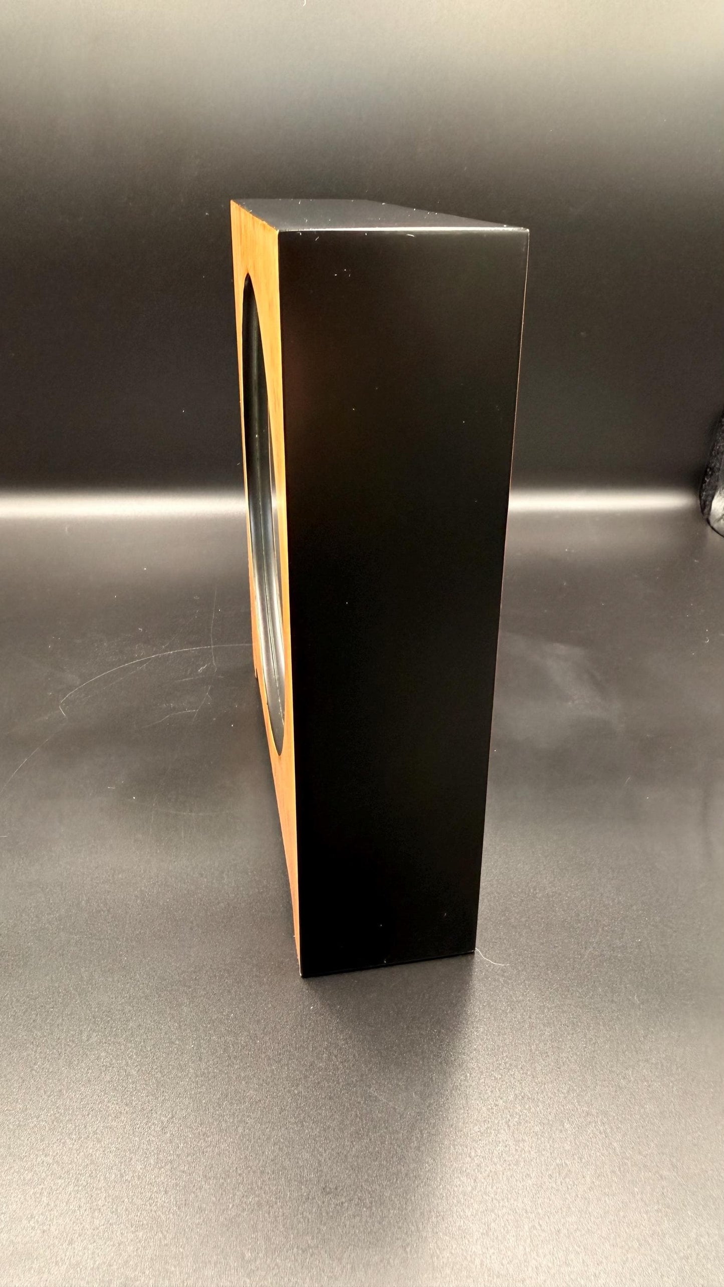 Howard Miller Quartz Mantel Clock – Classic Roman Numeral Desk / Shelf Clock - New