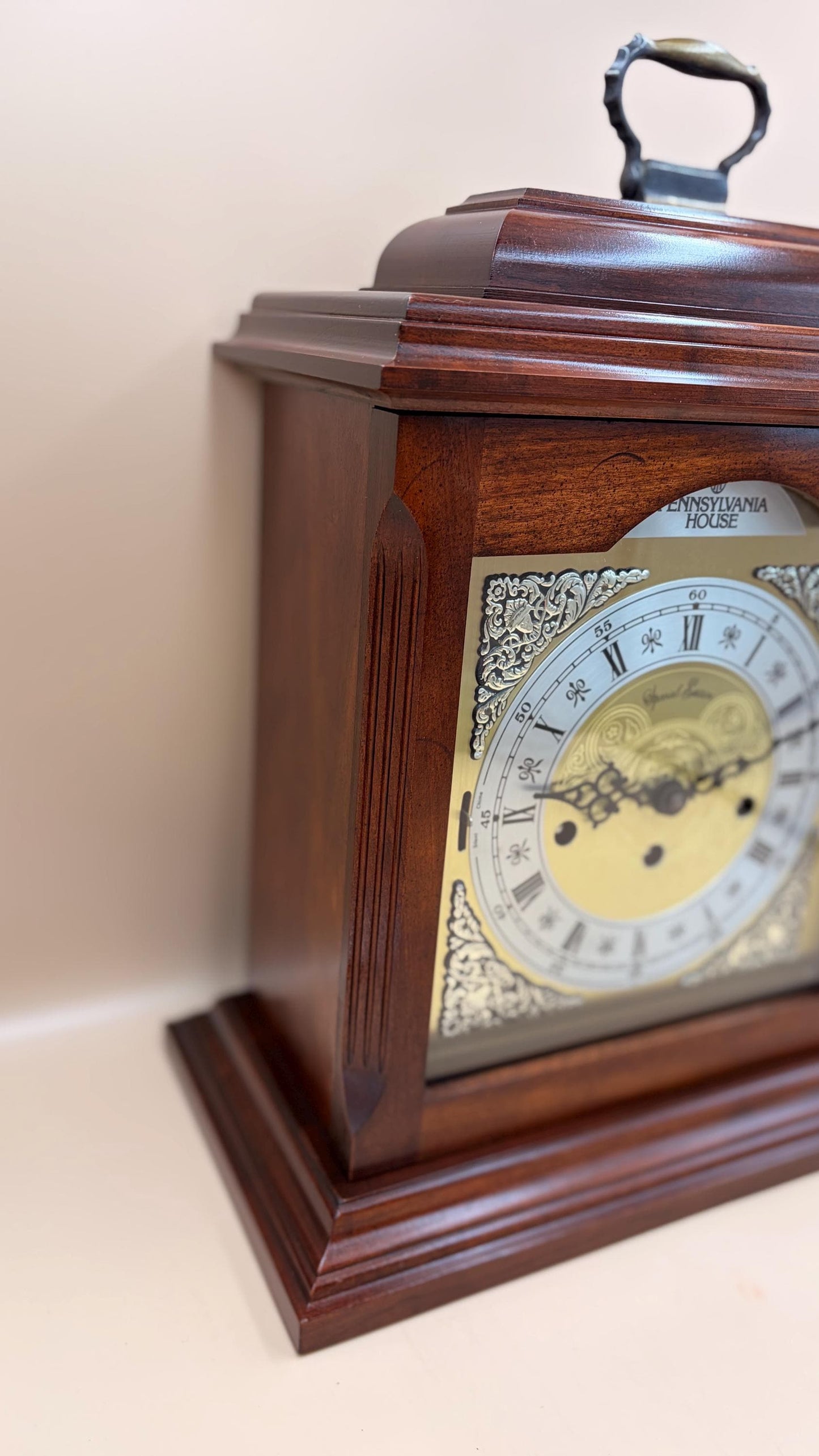 Pennsylvania House Mantel Clock – Brand New Hermle Movement – Westminster Chime – Heirloom Mechanical Bracket Clock