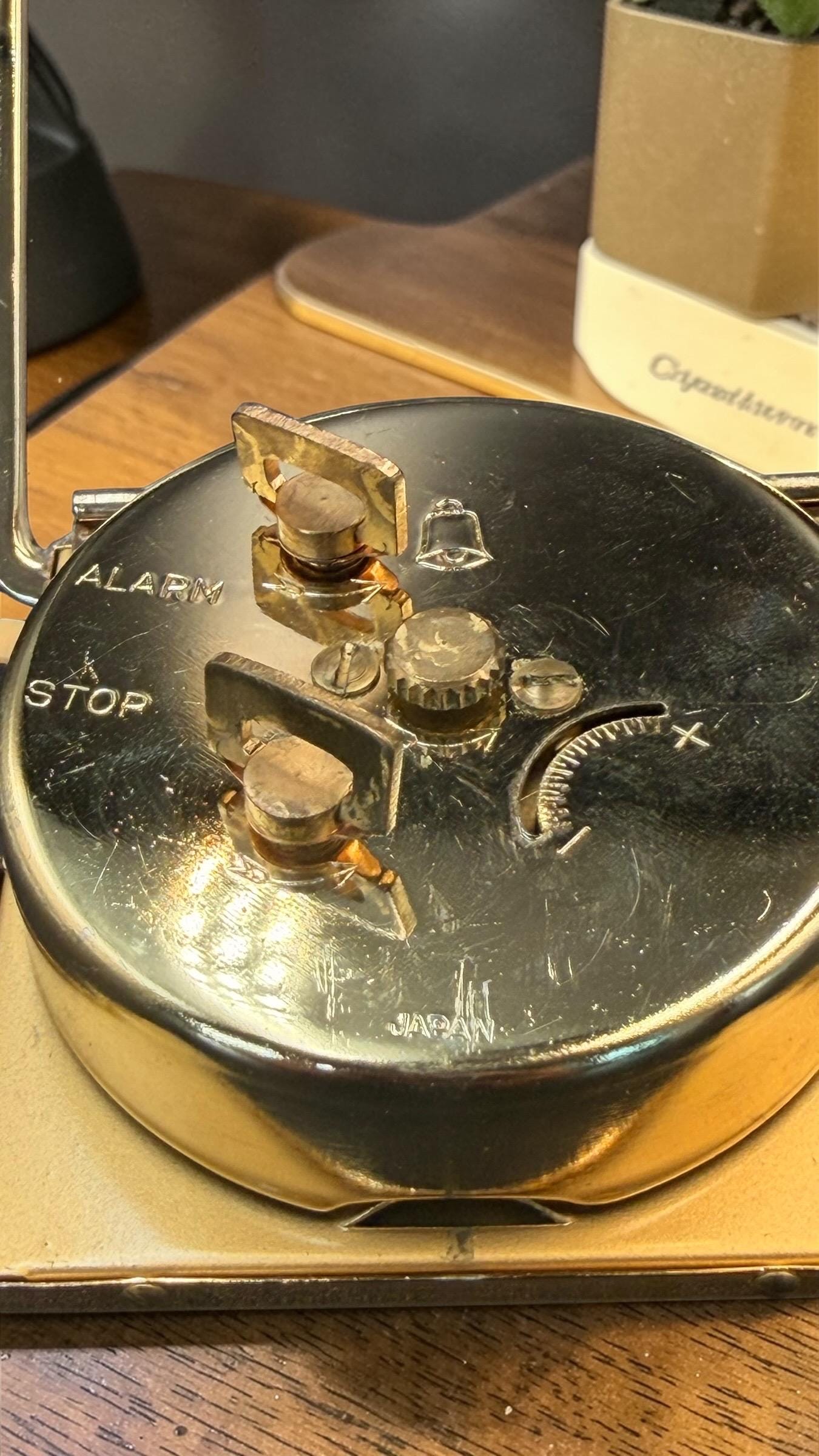 Mid Century  Linden Travel Alarm Clock – Vintage 1960s