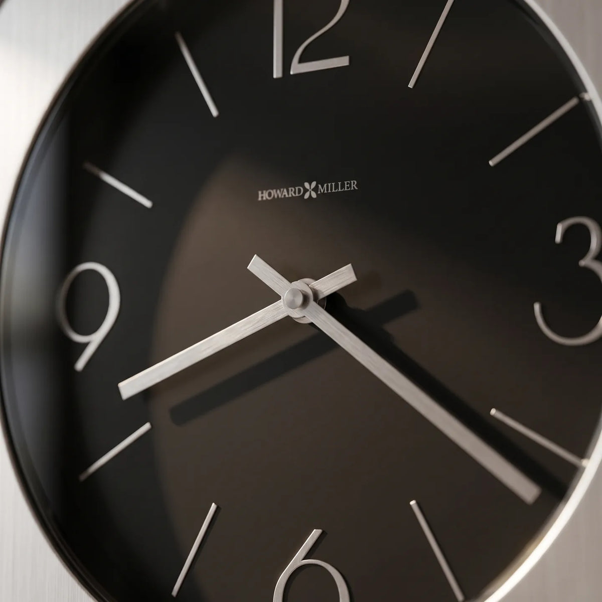 Howard Miller Gwyneth Wall Clock 625340 - manufacturer view 3