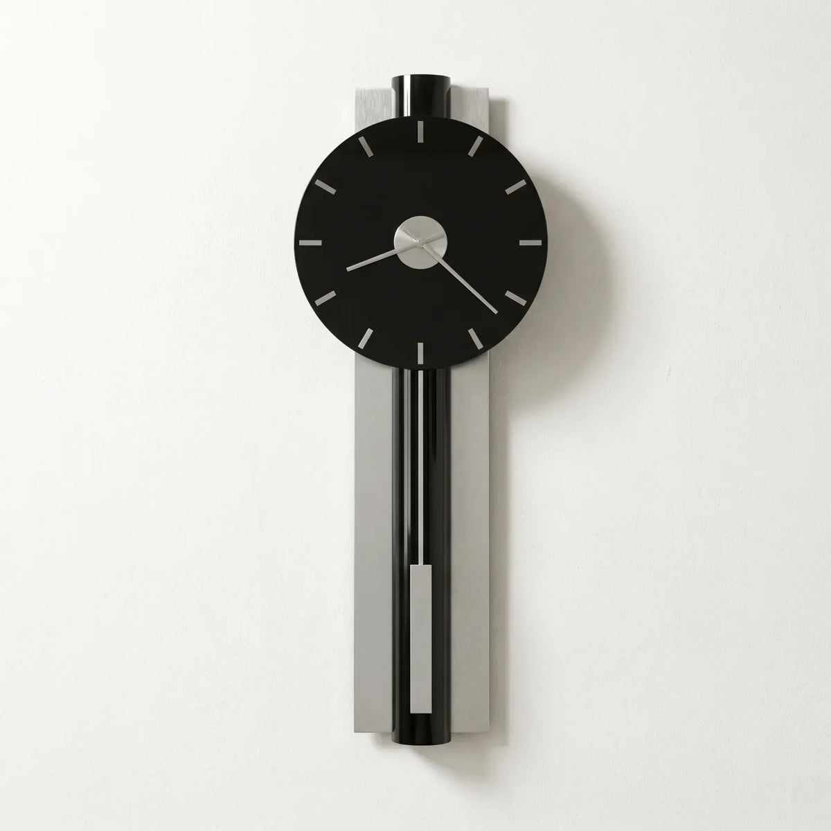 Howard Miller Hudson Wall Clock 625403 - product view