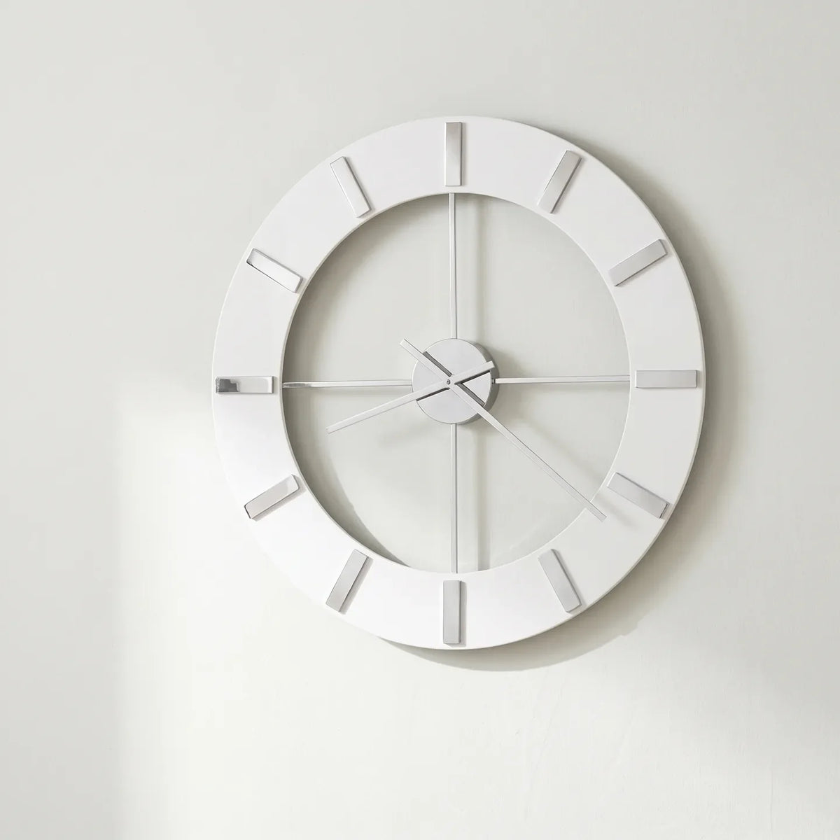 Howard Miller Pearl Wall Clock 625596 - product view