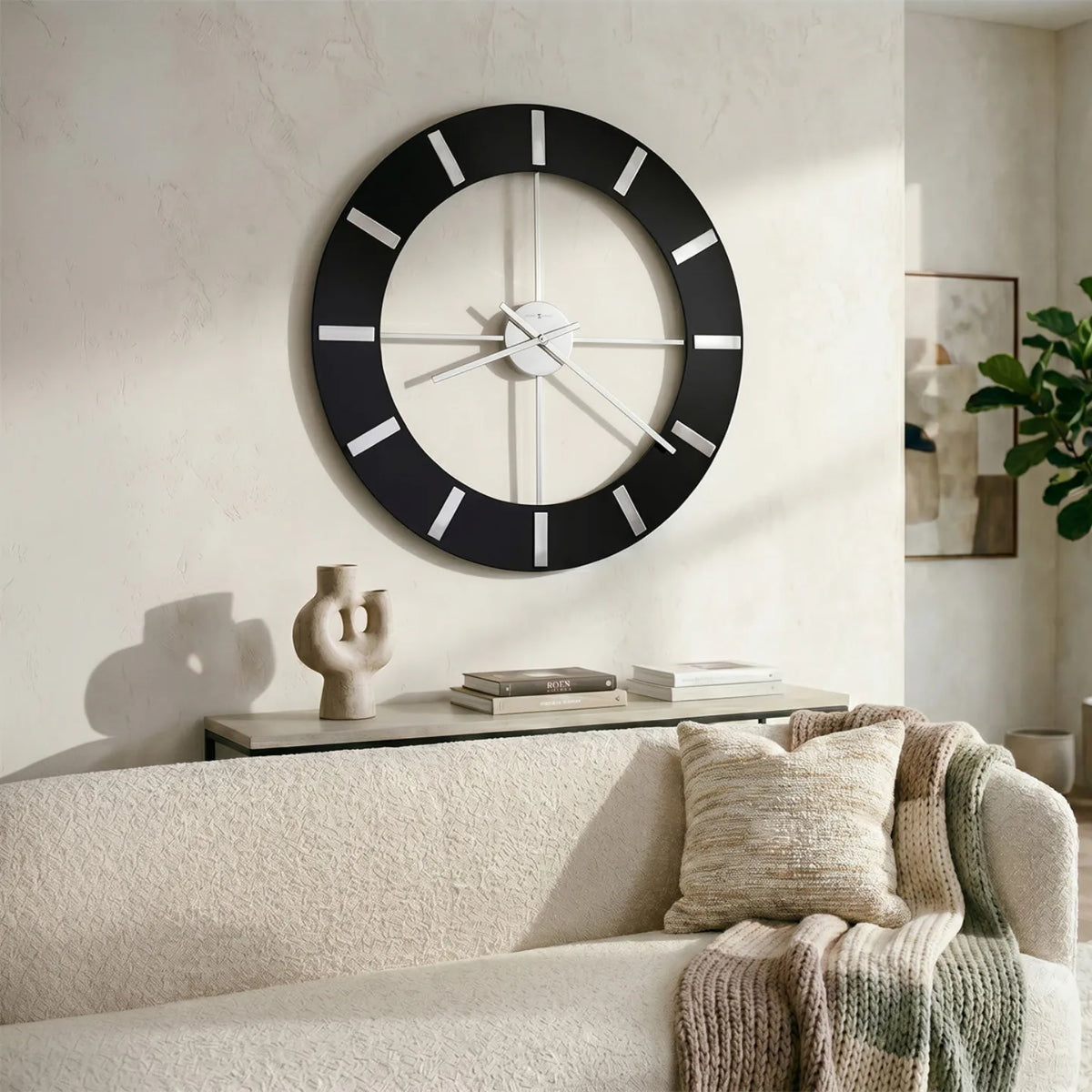Howard Miller Onyx Wall Clock 625602 - manufacturer view 2