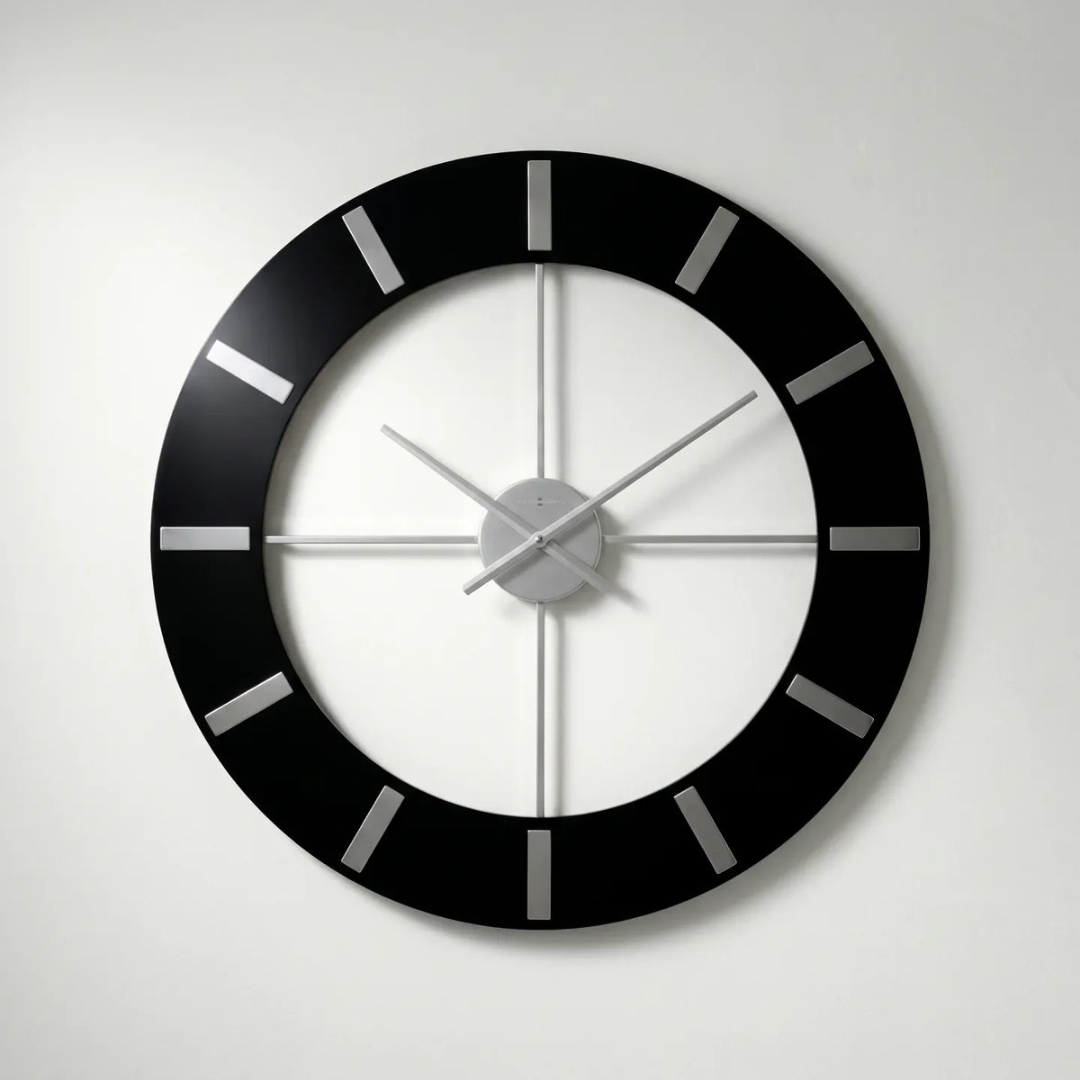 Howard Miller Onyx Wall Clock 625602 - product view