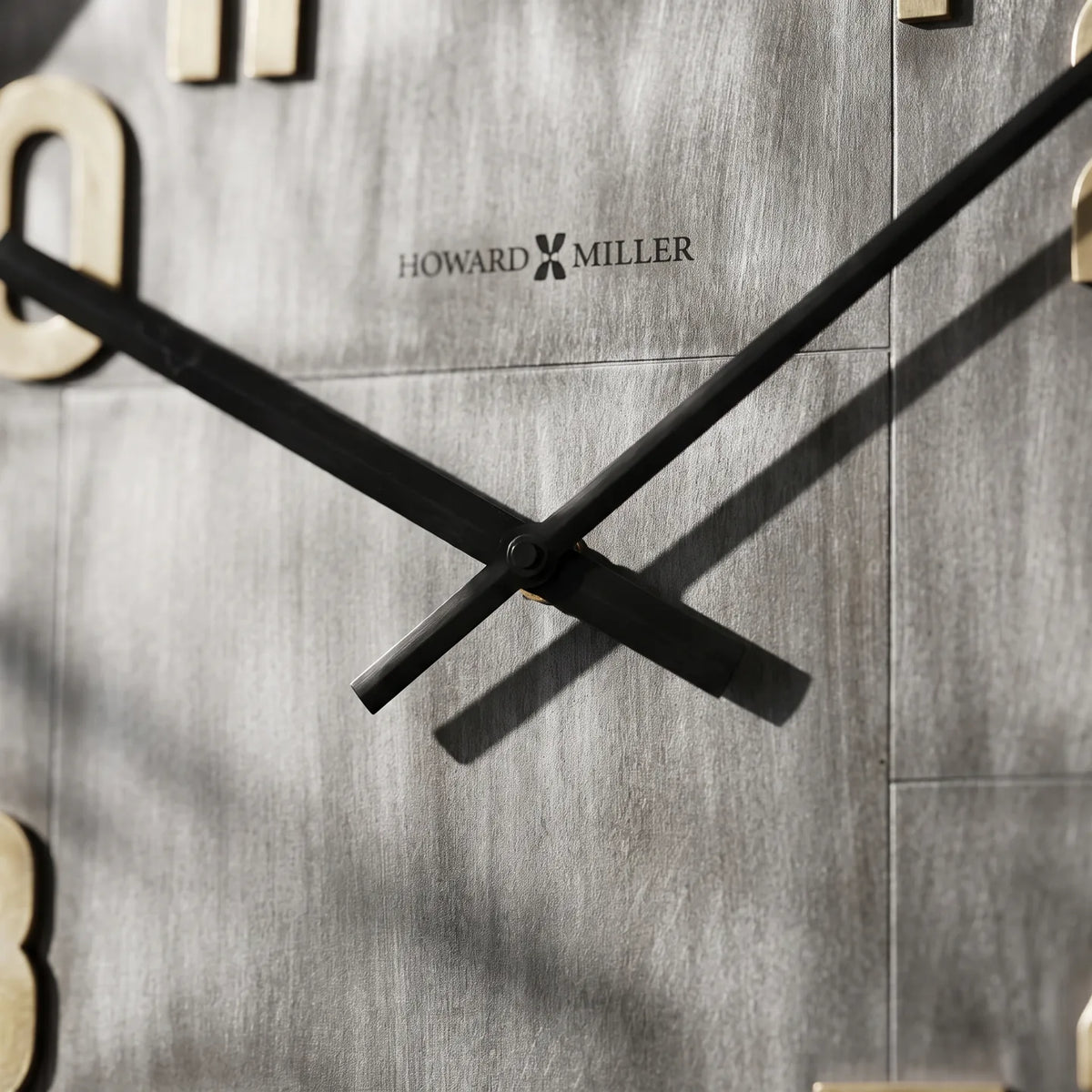 Howard Miller Bender Gallery Wall Clock 625750 - manufacturer view 3