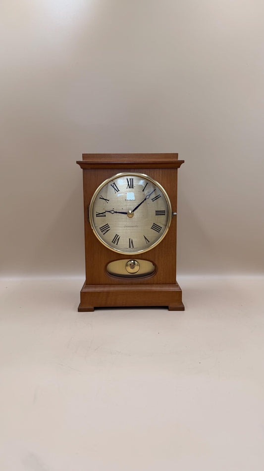 Vintage Kienzle Quartz Mantel Clock – Walnut Case, Bell Strike